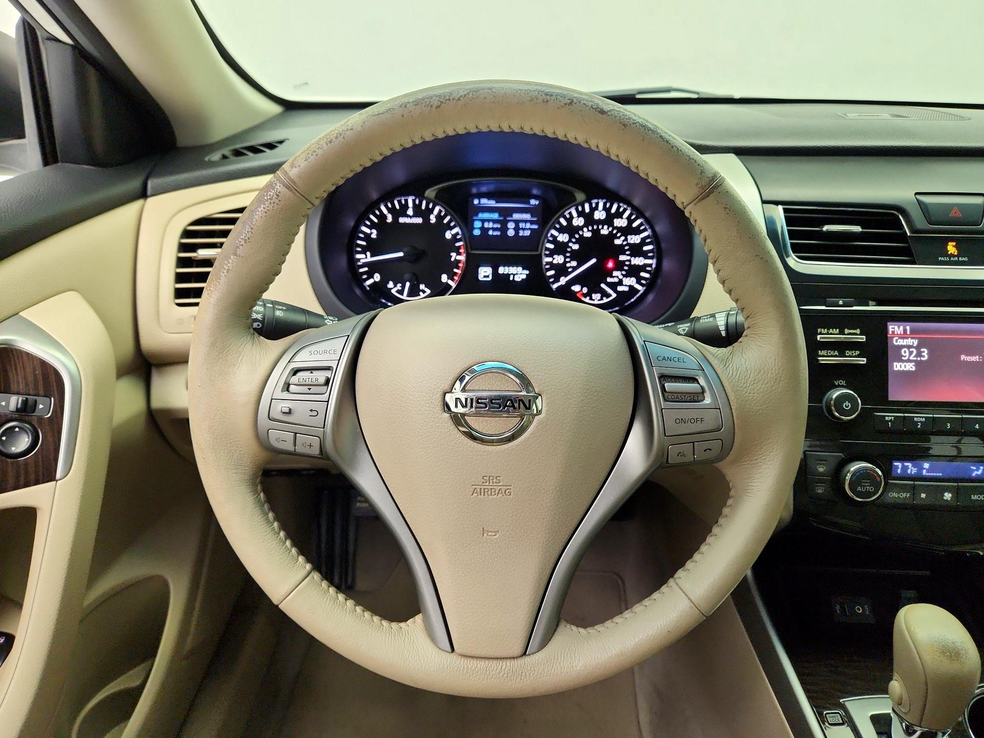 Thumbnail: 2014 Nissan Altima - 10