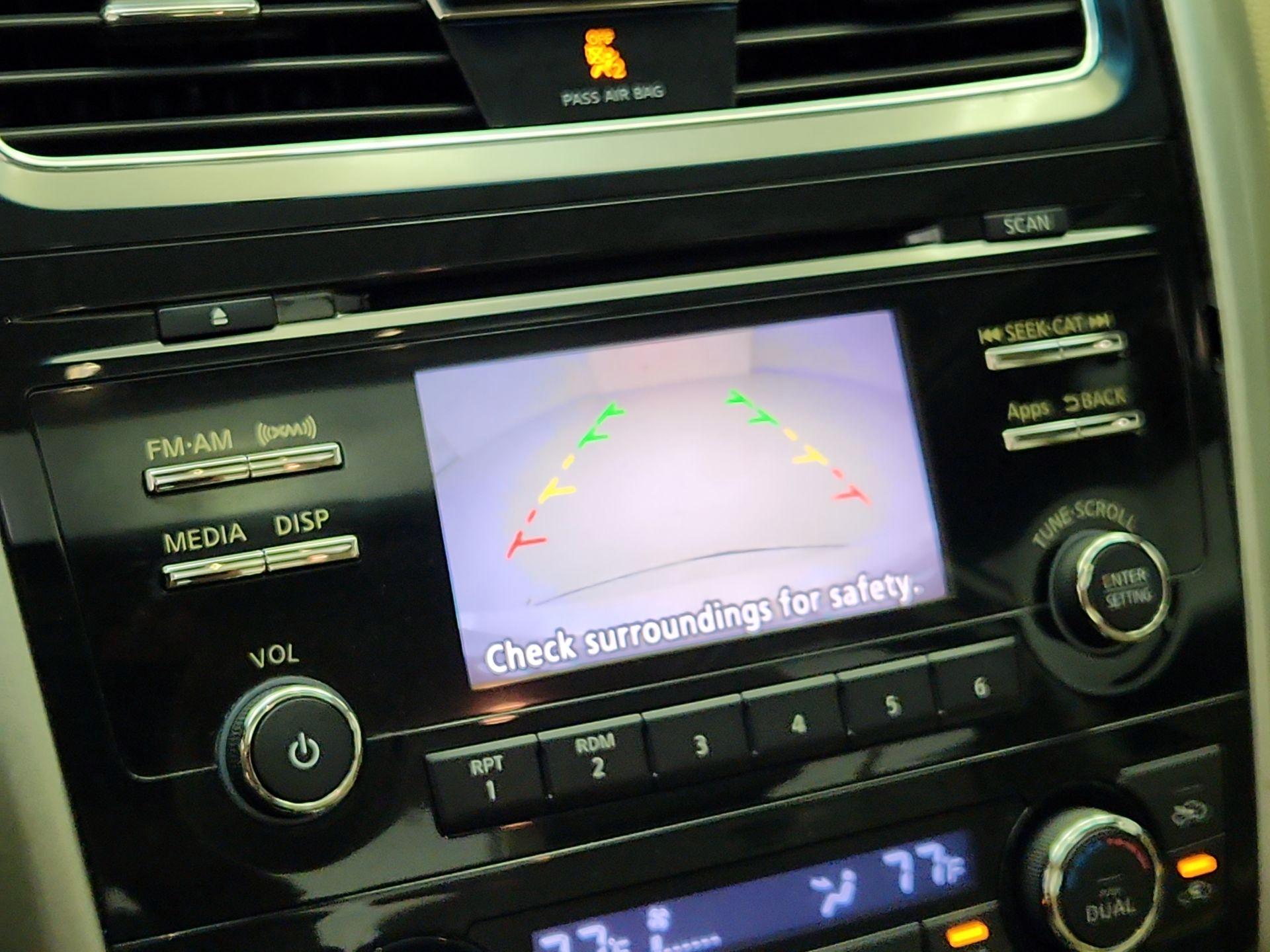 Thumbnail: 2014 Nissan Altima - 14