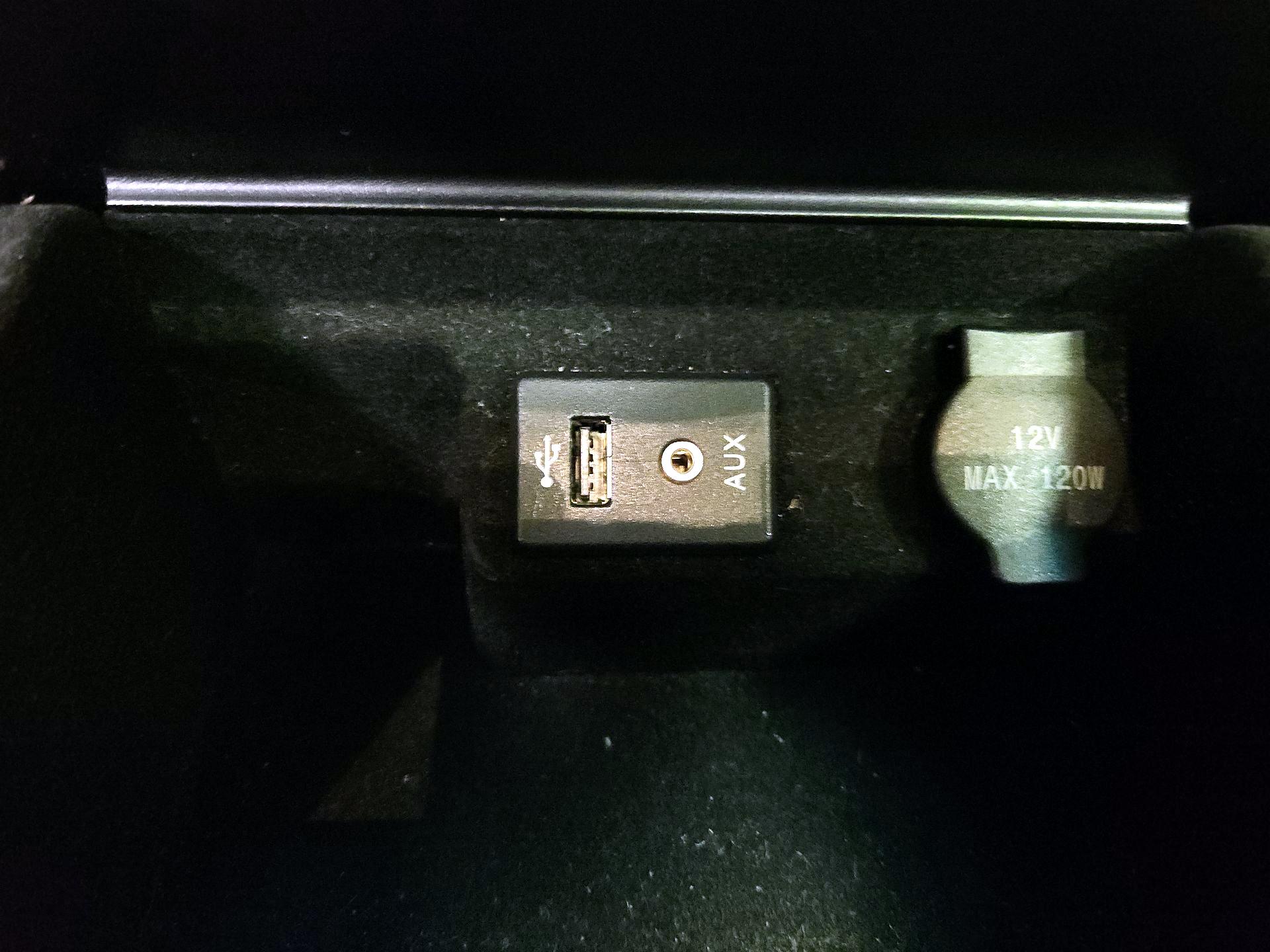 Thumbnail: 2014 Nissan Altima - 18