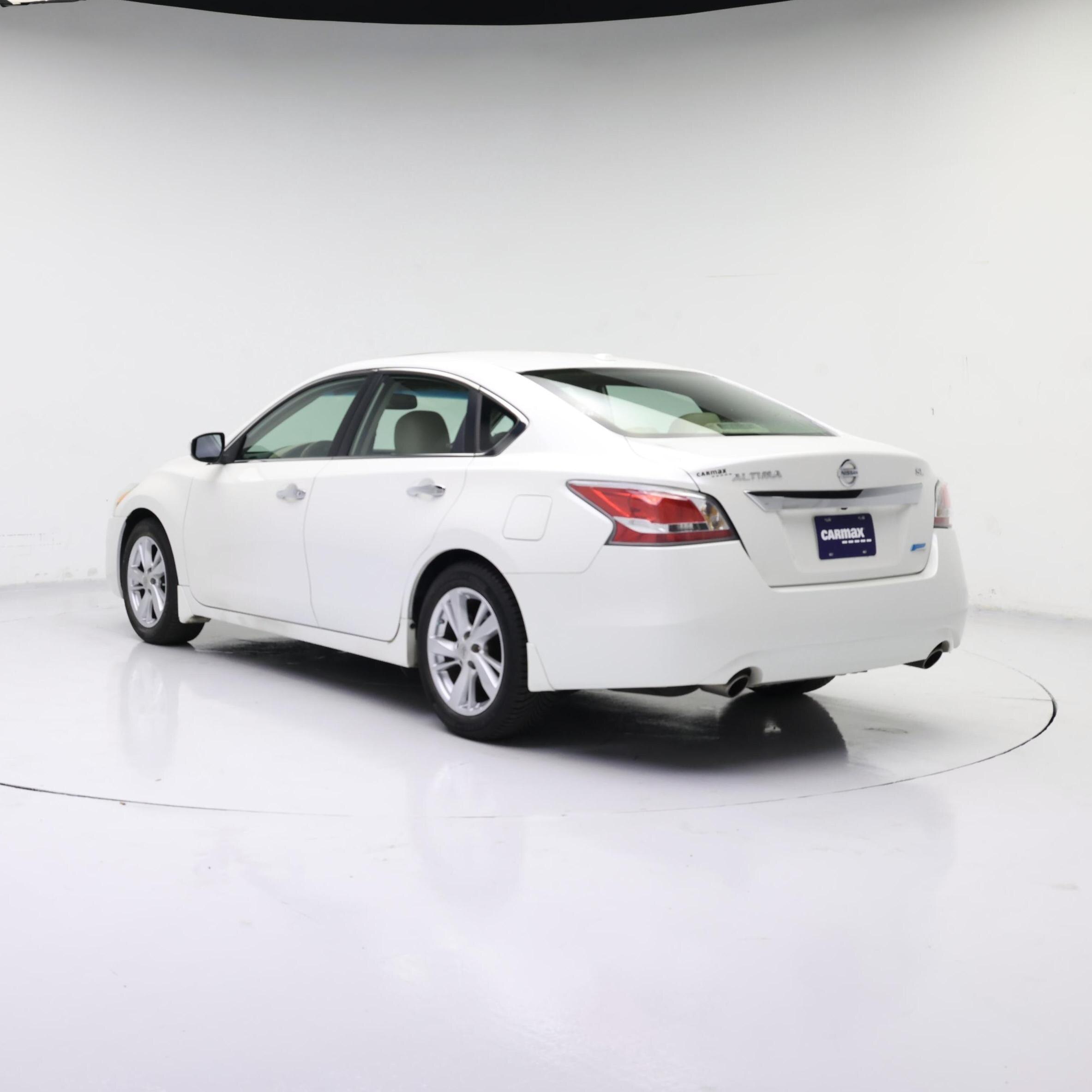 Thumbnail: 2014 Nissan Altima - 2