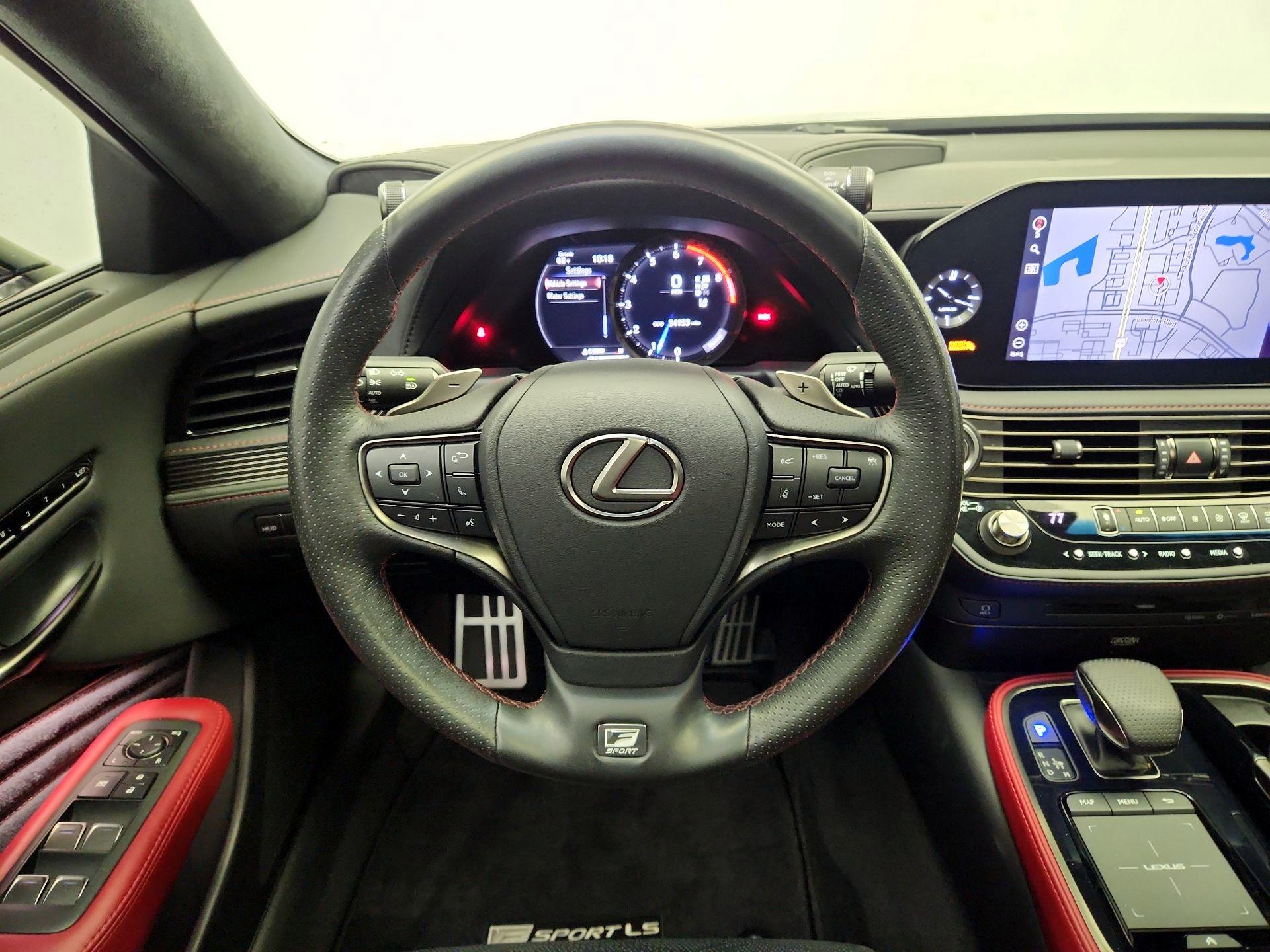 Thumbnail: 2022 Lexus LS - 10