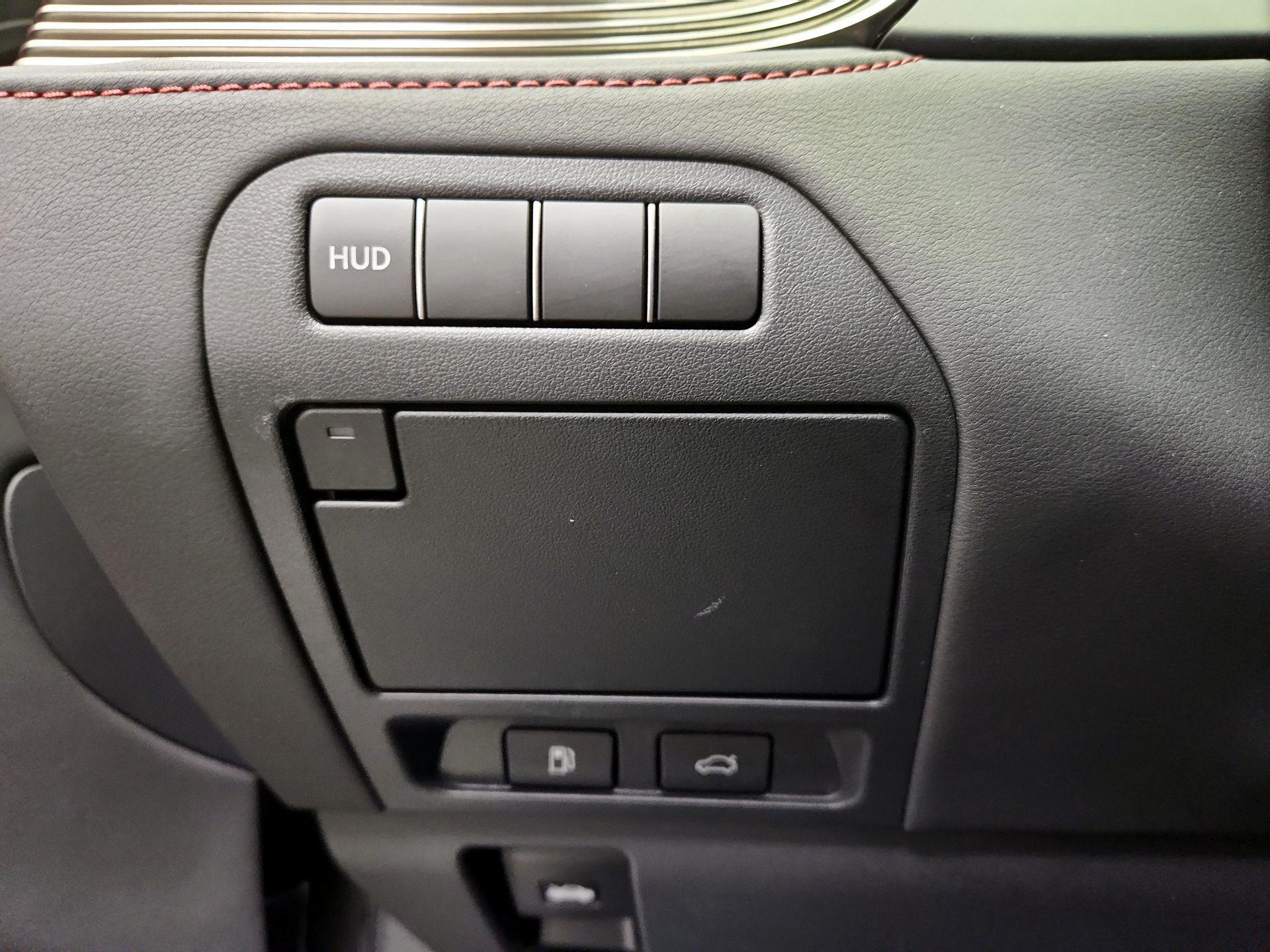 Thumbnail: 2022 Lexus LS - 13