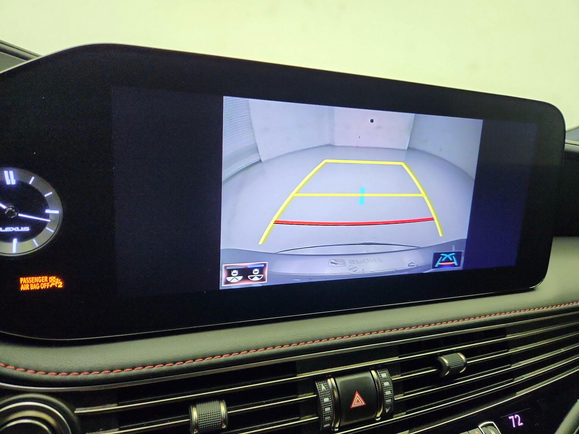 Thumbnail: 2022 Lexus LS - 15