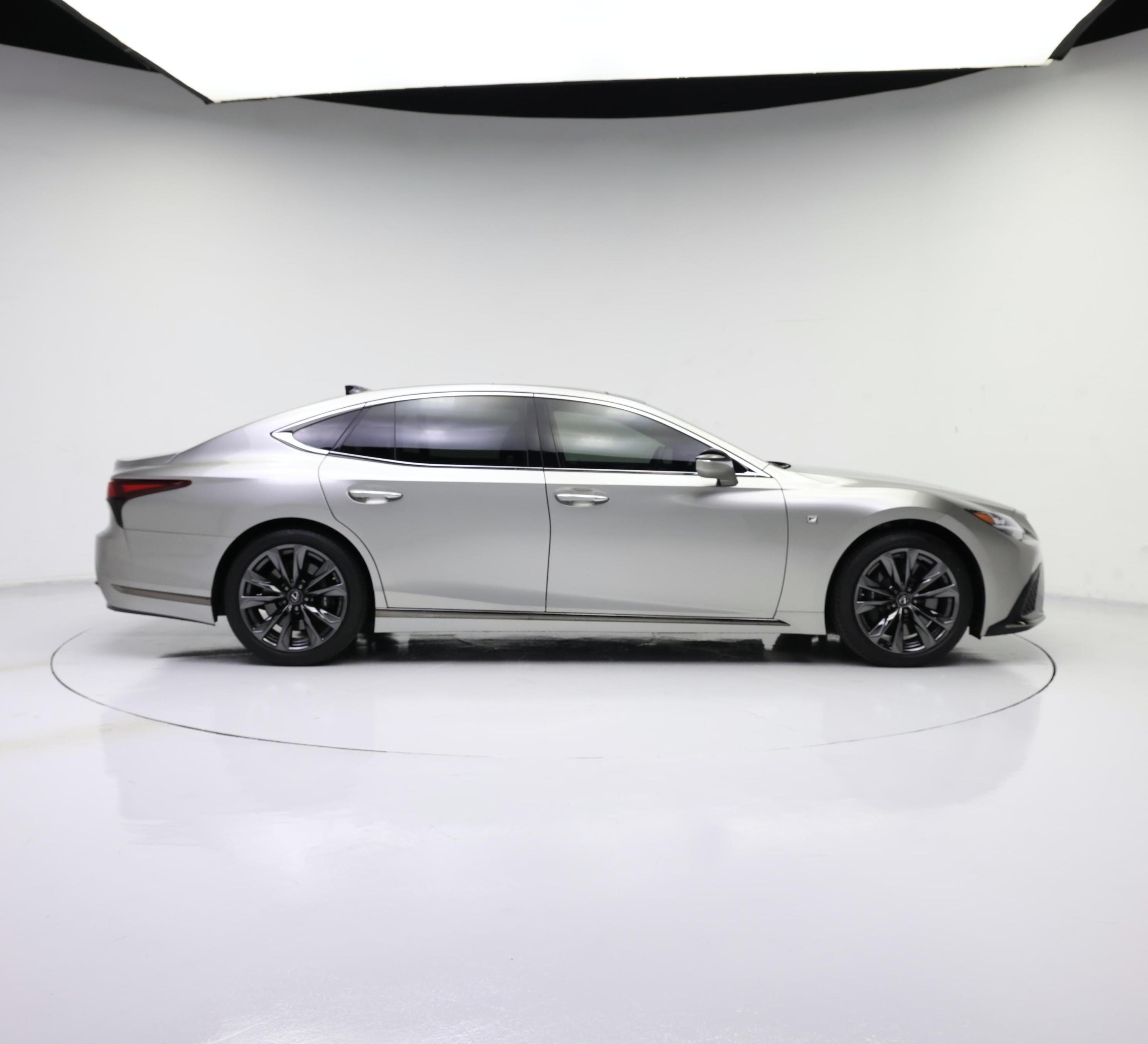 Thumbnail: 2022 Lexus LS - 7