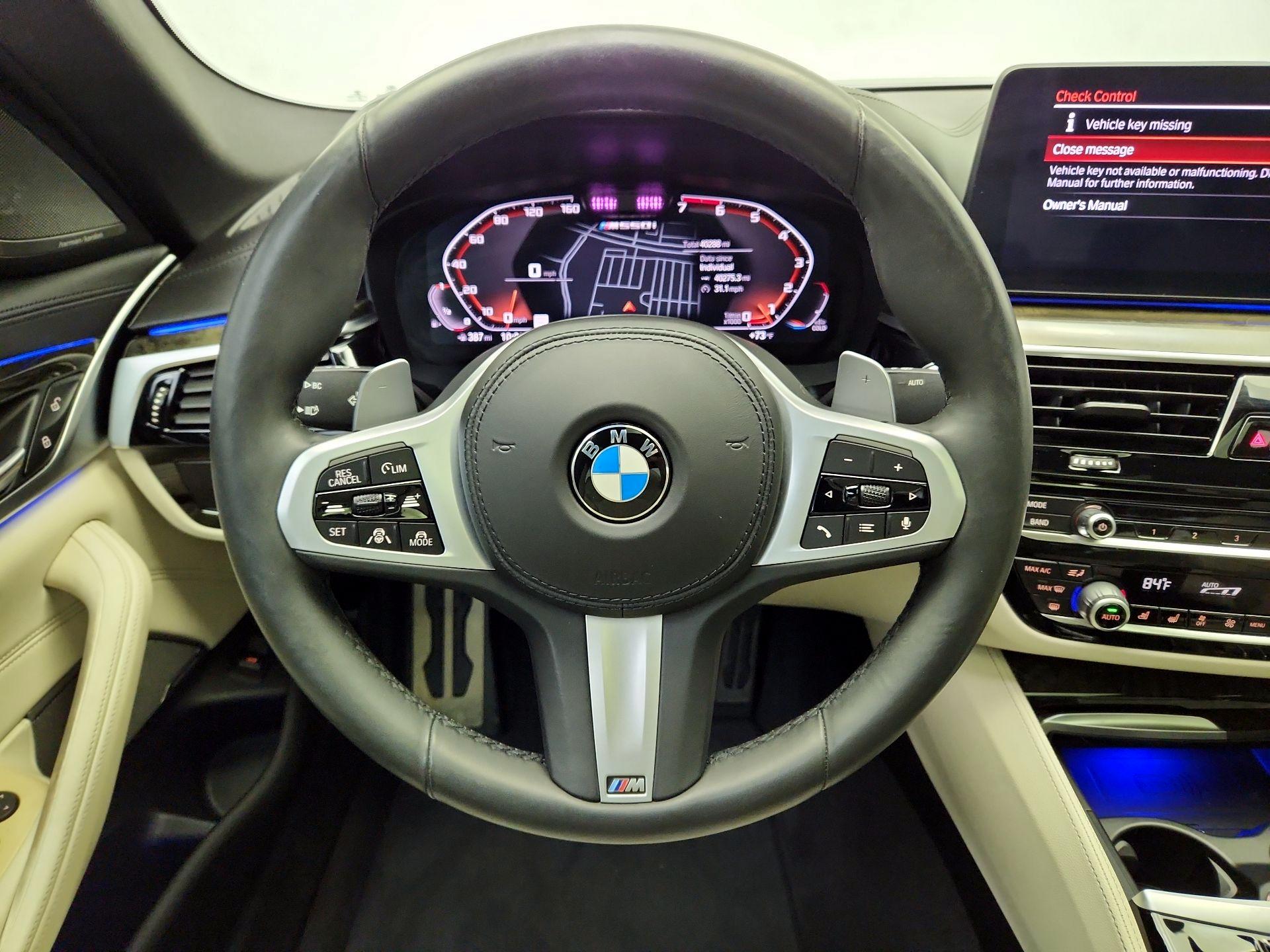 Thumbnail: 2021 BMW 5 Series - 10