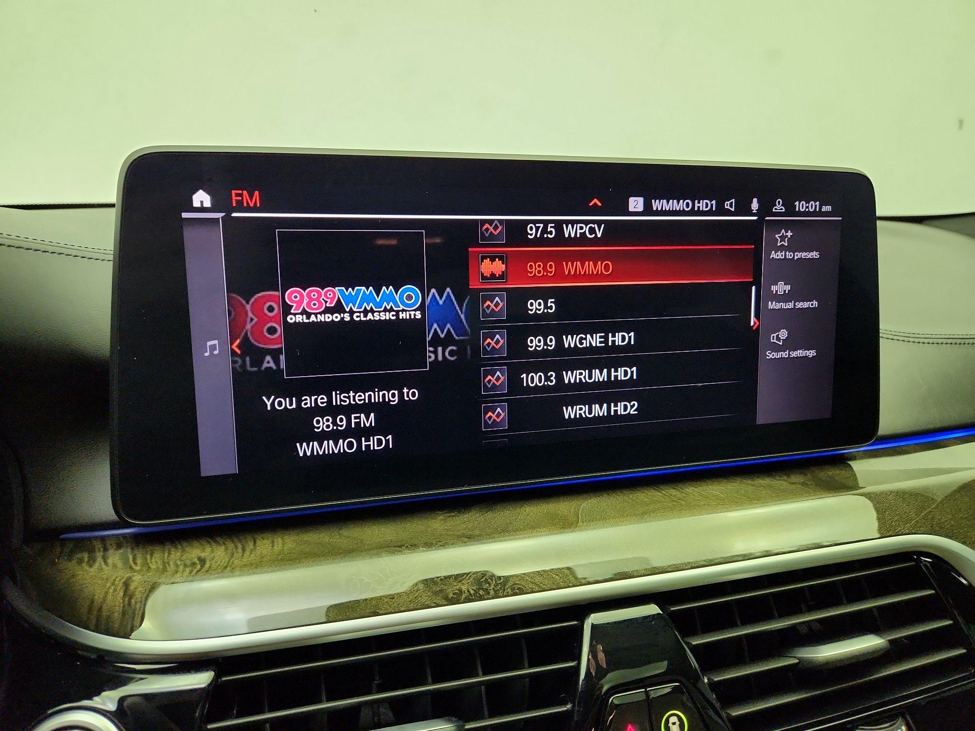 Thumbnail: 2021 BMW 5 Series - 16