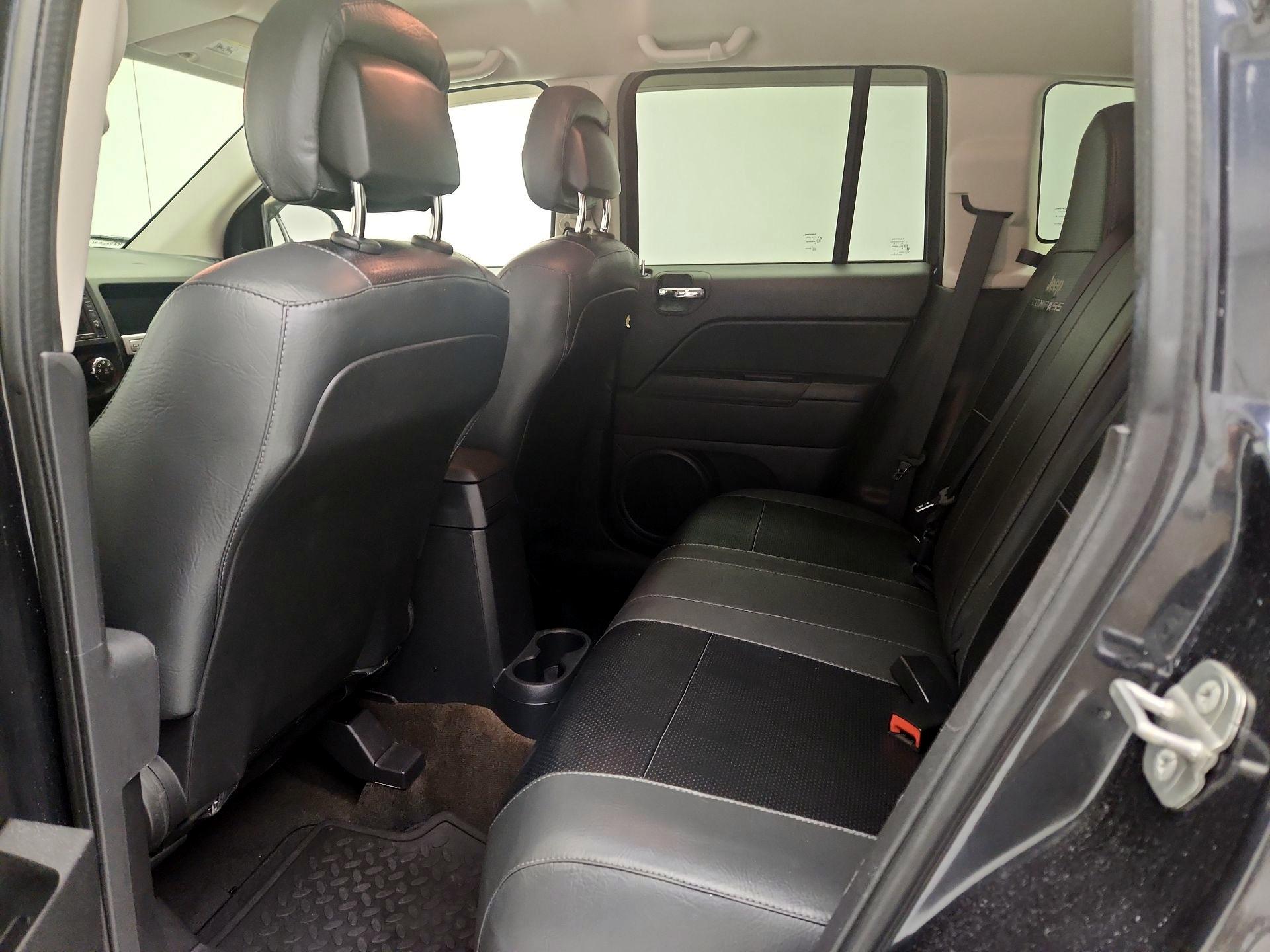 Thumbnail: 2014 Jeep Compass - 17