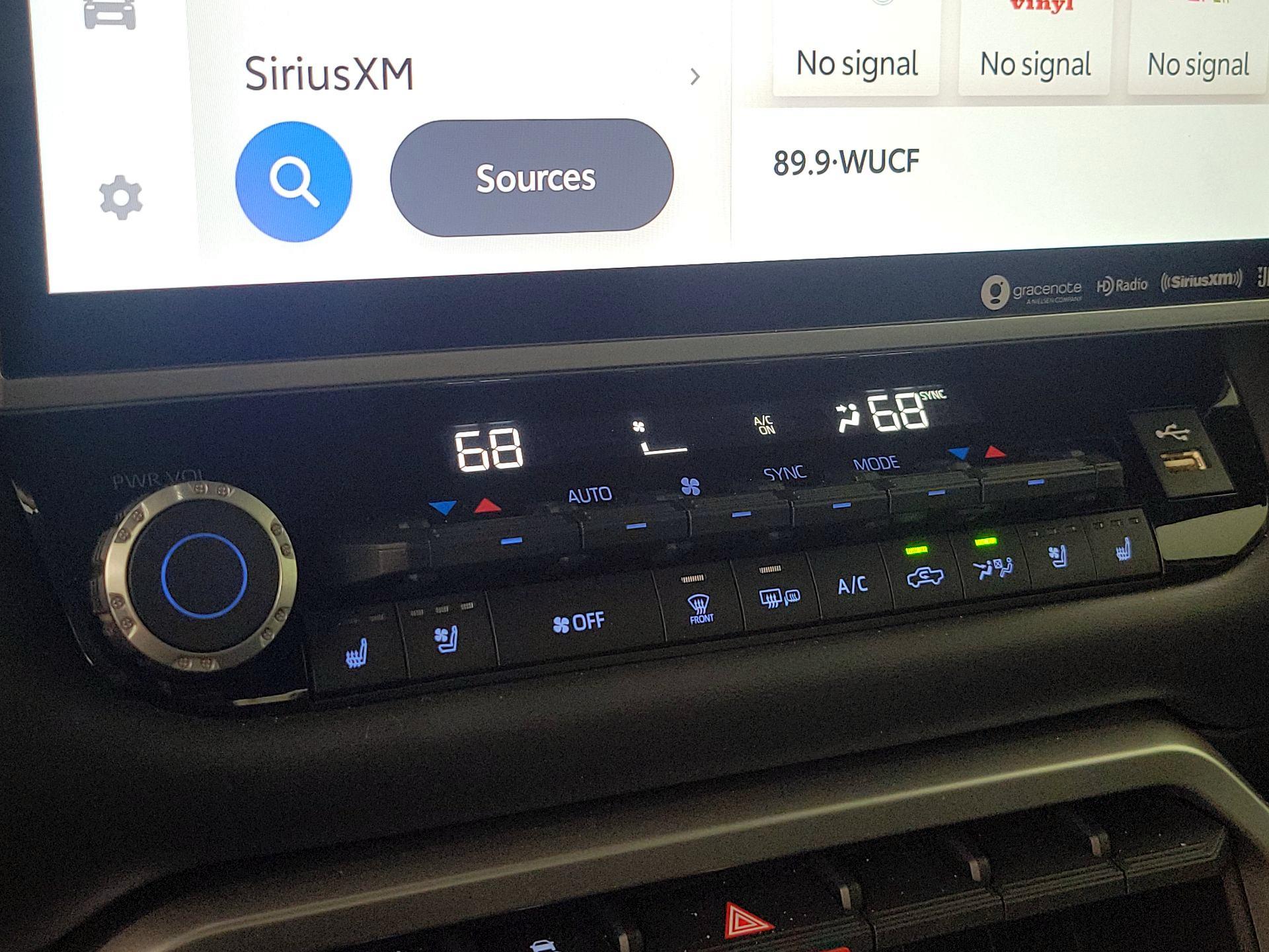 Thumbnail: 2023 Toyota Tundra - 16