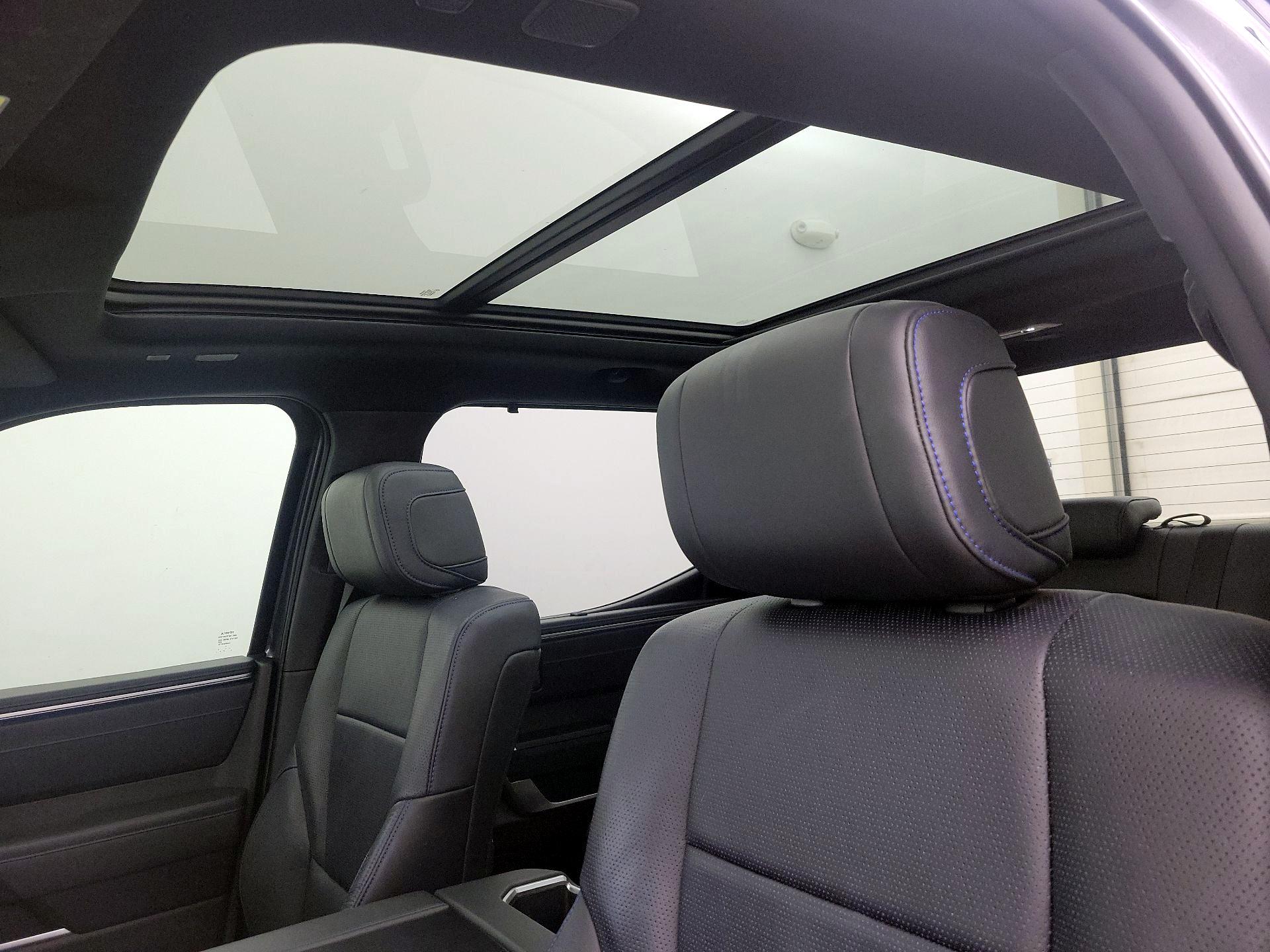 Thumbnail: 2023 Toyota Tundra - 19