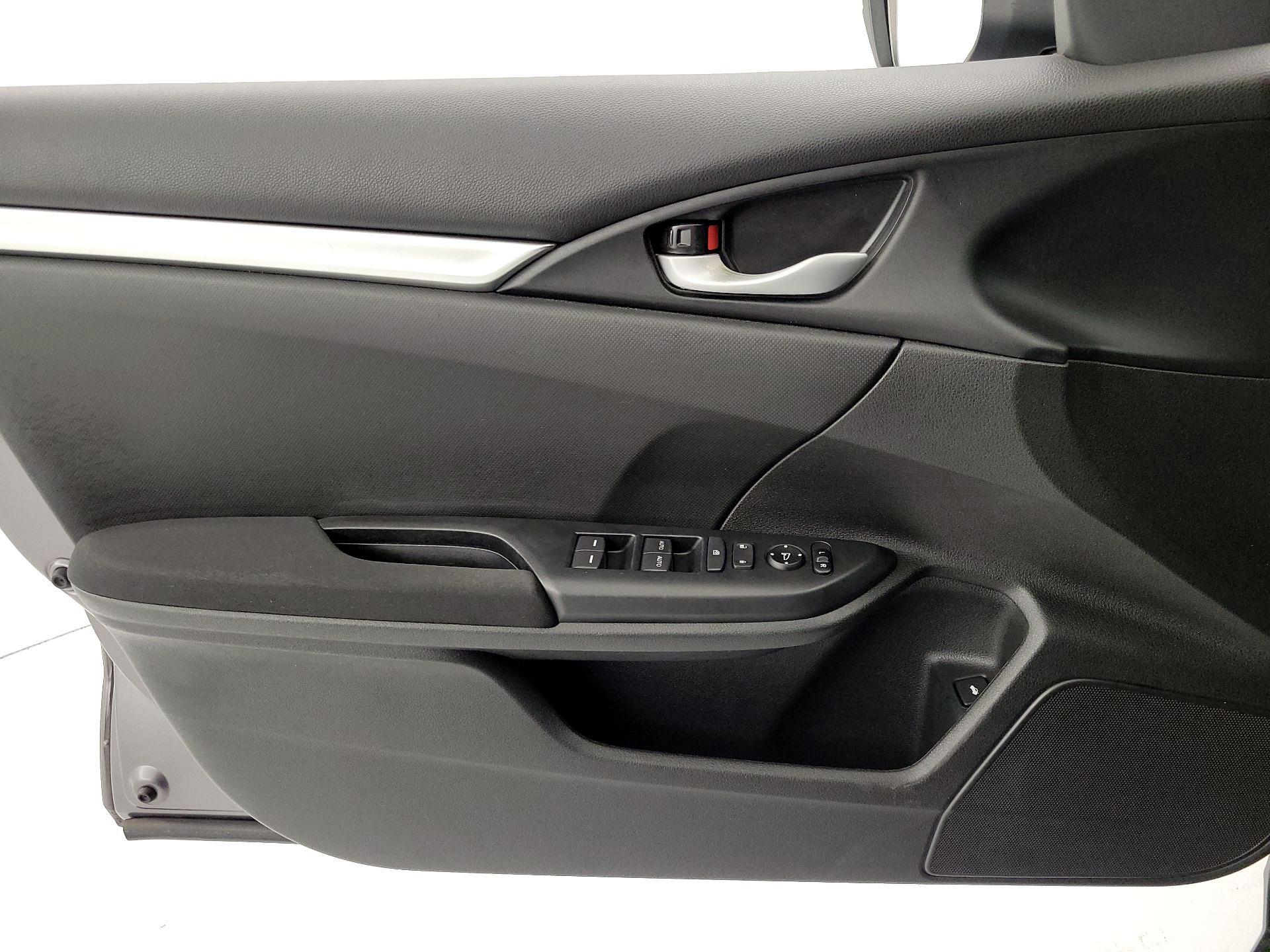 Thumbnail: 2018 Honda Civic - 12