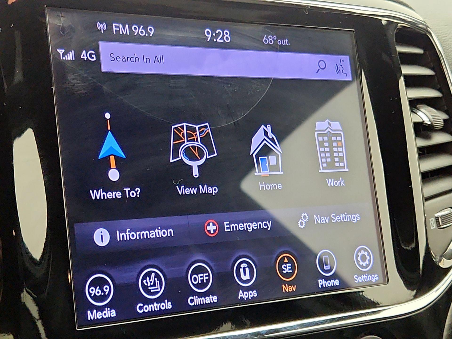 Thumbnail: 2020 Jeep Grand Cherokee - 14