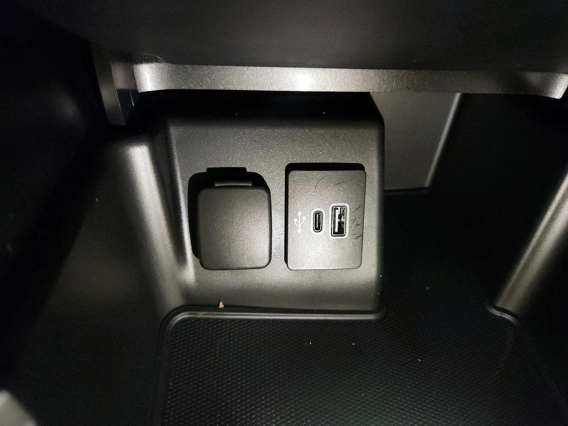 Thumbnail: 2025 Ford Explorer - 19