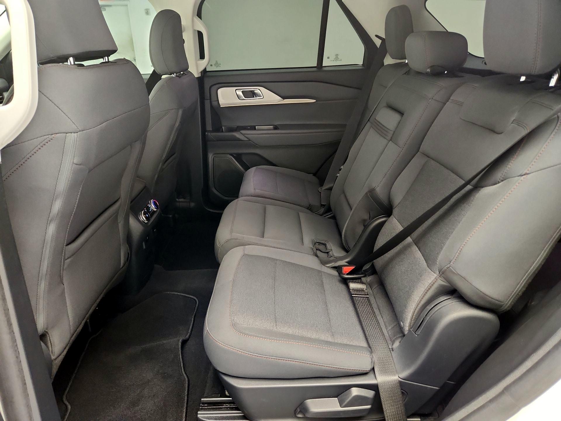 Thumbnail: 2025 Ford Explorer - 20