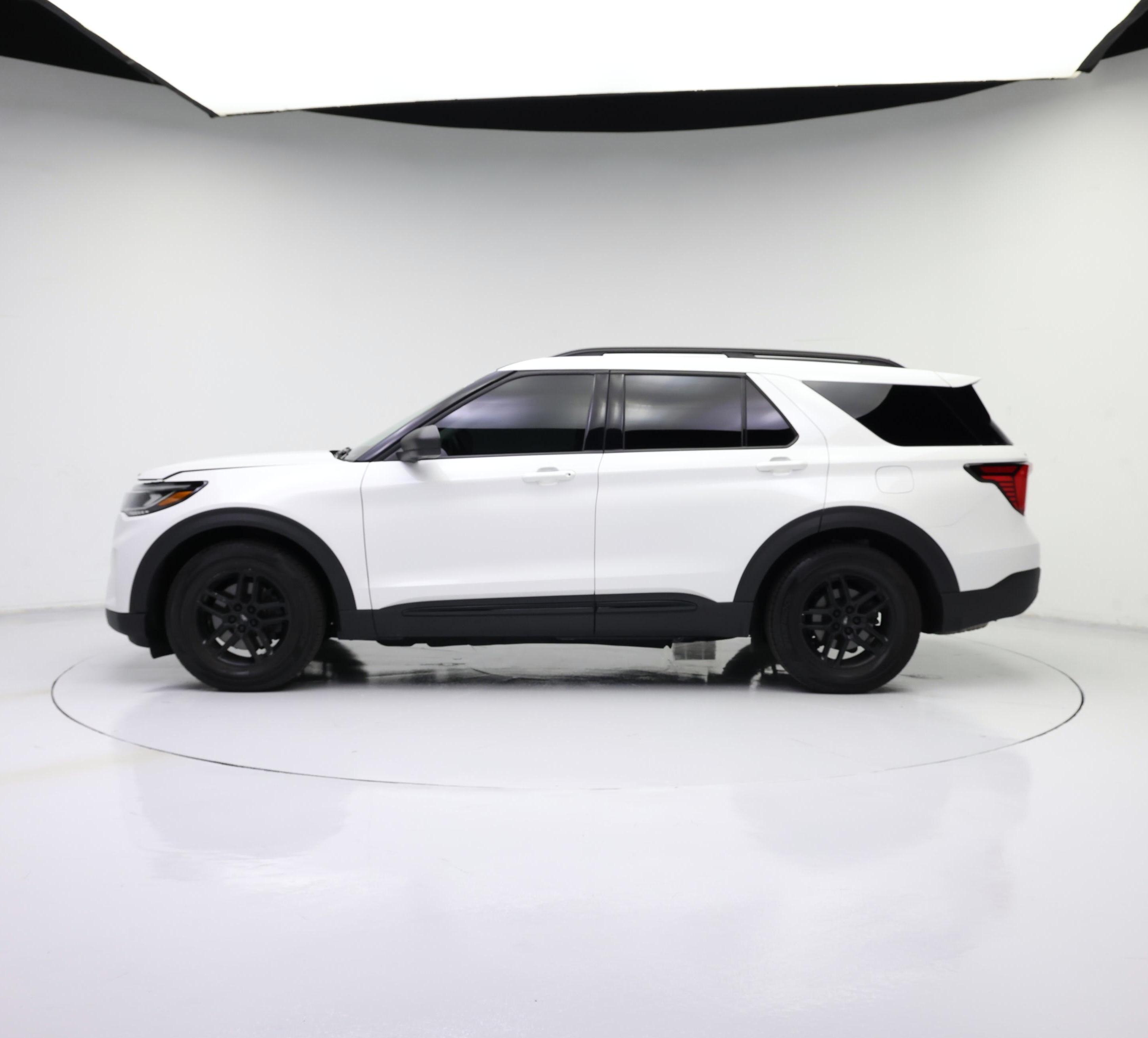 Thumbnail: 2025 Ford Explorer - 3