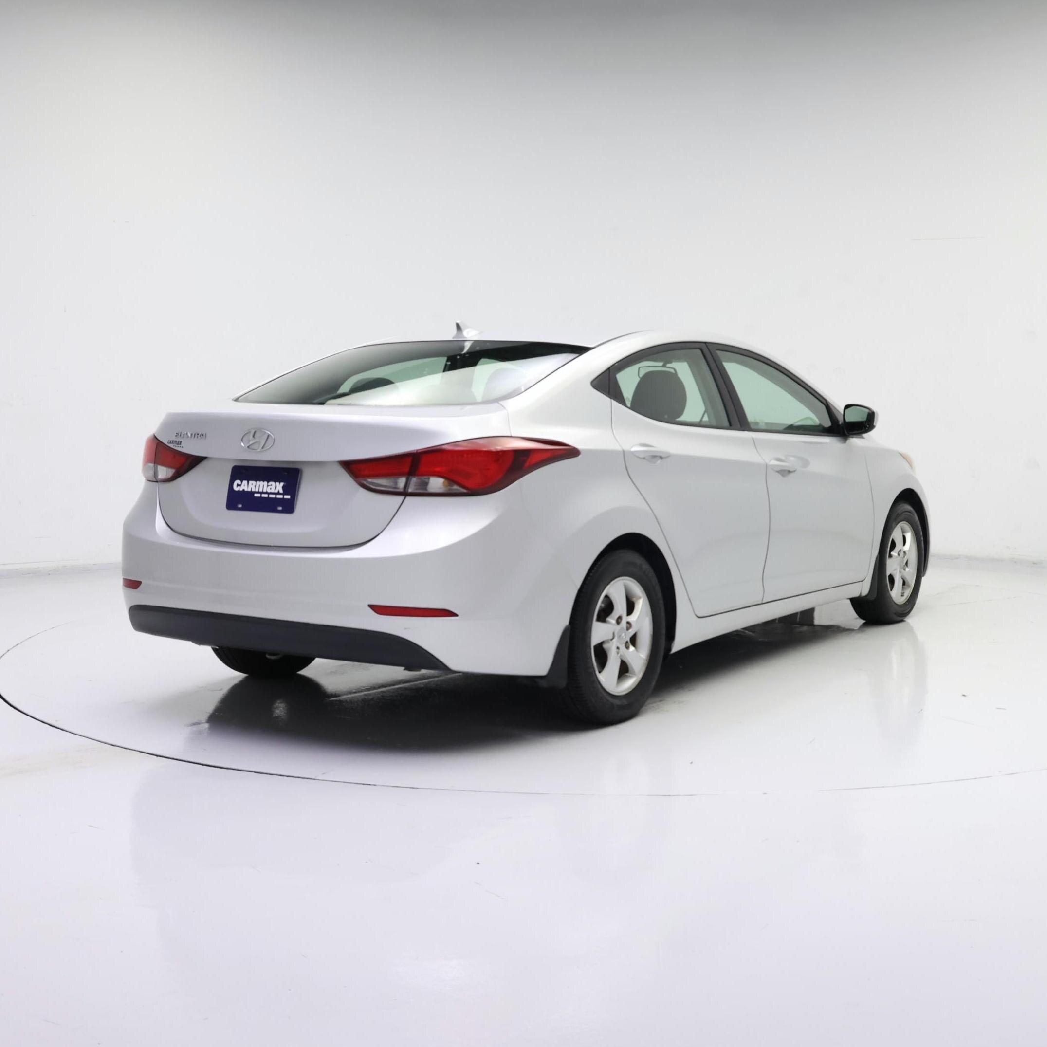 Thumbnail: 2015 Hyundai Elantra - 8