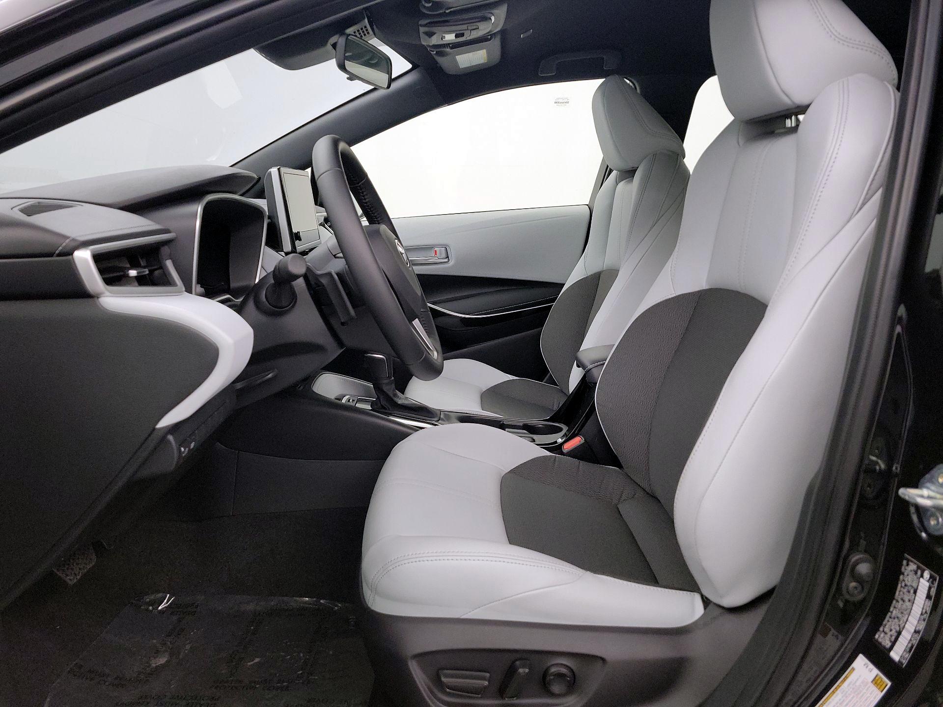 Thumbnail: 2025 Toyota Corolla - 11