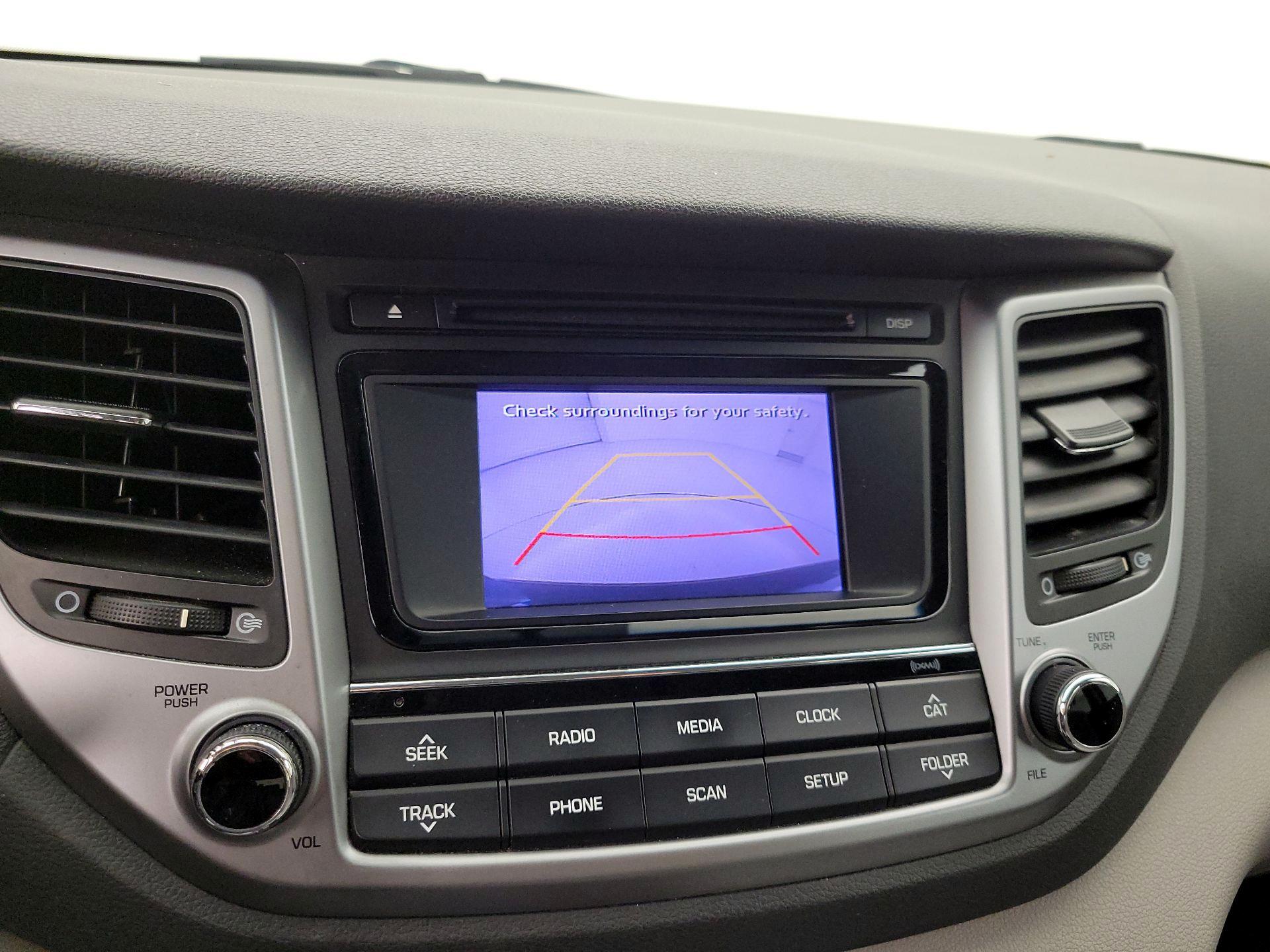 Thumbnail: 2016 Hyundai Tucson - 14