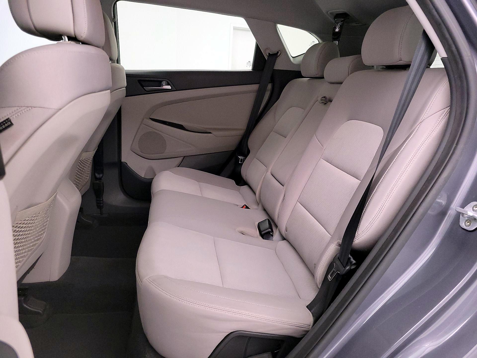 Thumbnail: 2016 Hyundai Tucson - 19