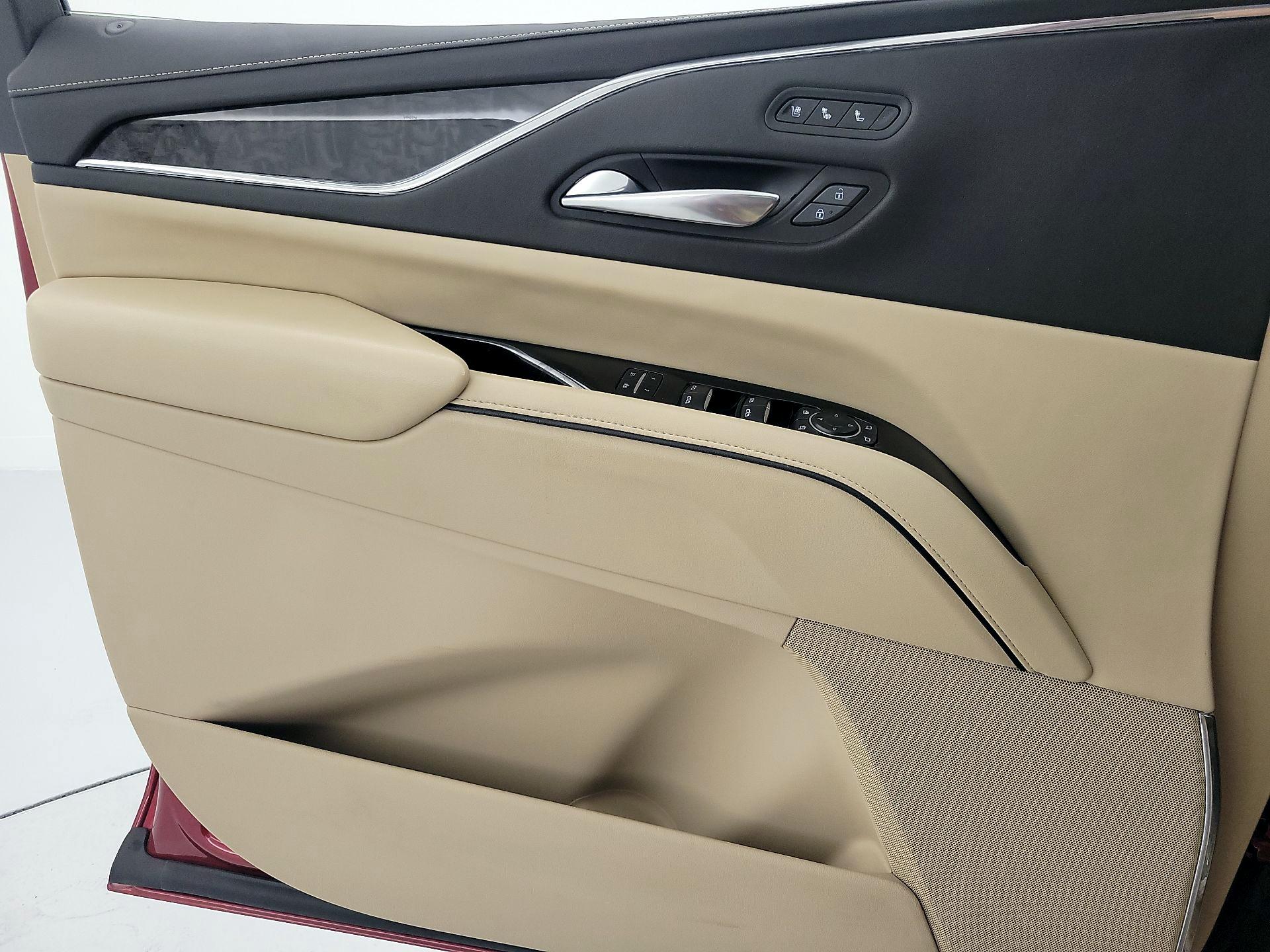 Thumbnail: 2021 Cadillac Escalade - 12