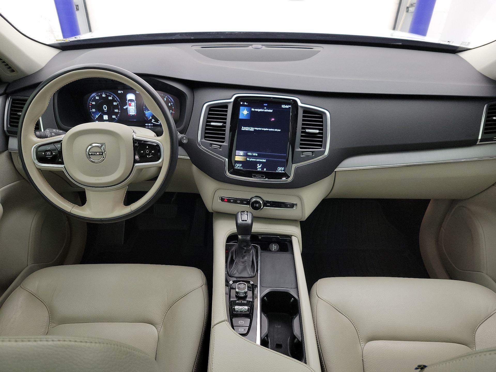 Thumbnail: 2021 Volvo XC90 - 9