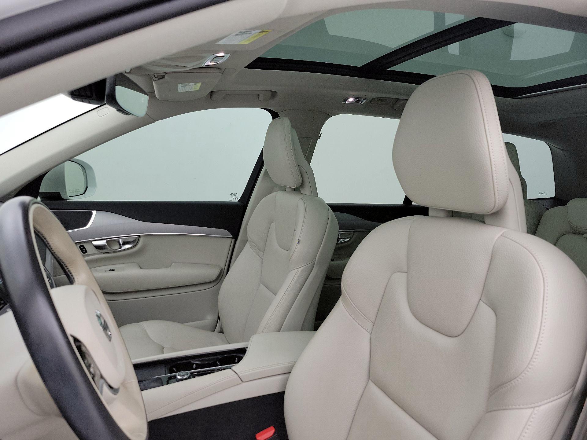 Thumbnail: 2021 Volvo XC90 - 19