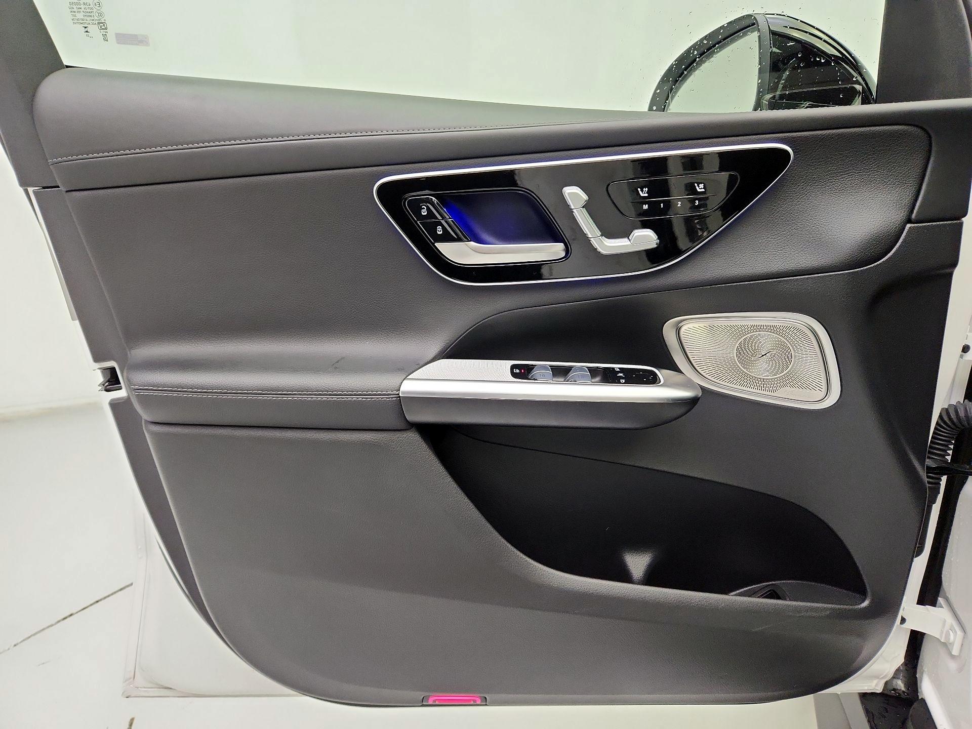 Thumbnail: 2023 Mercedes-Benz GLC - 12