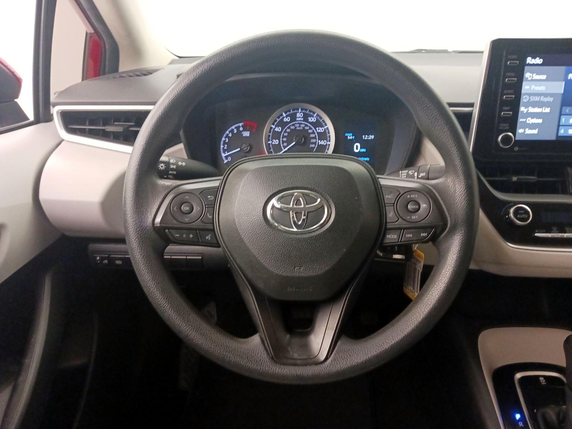 Thumbnail: 2021 Toyota Corolla - 10