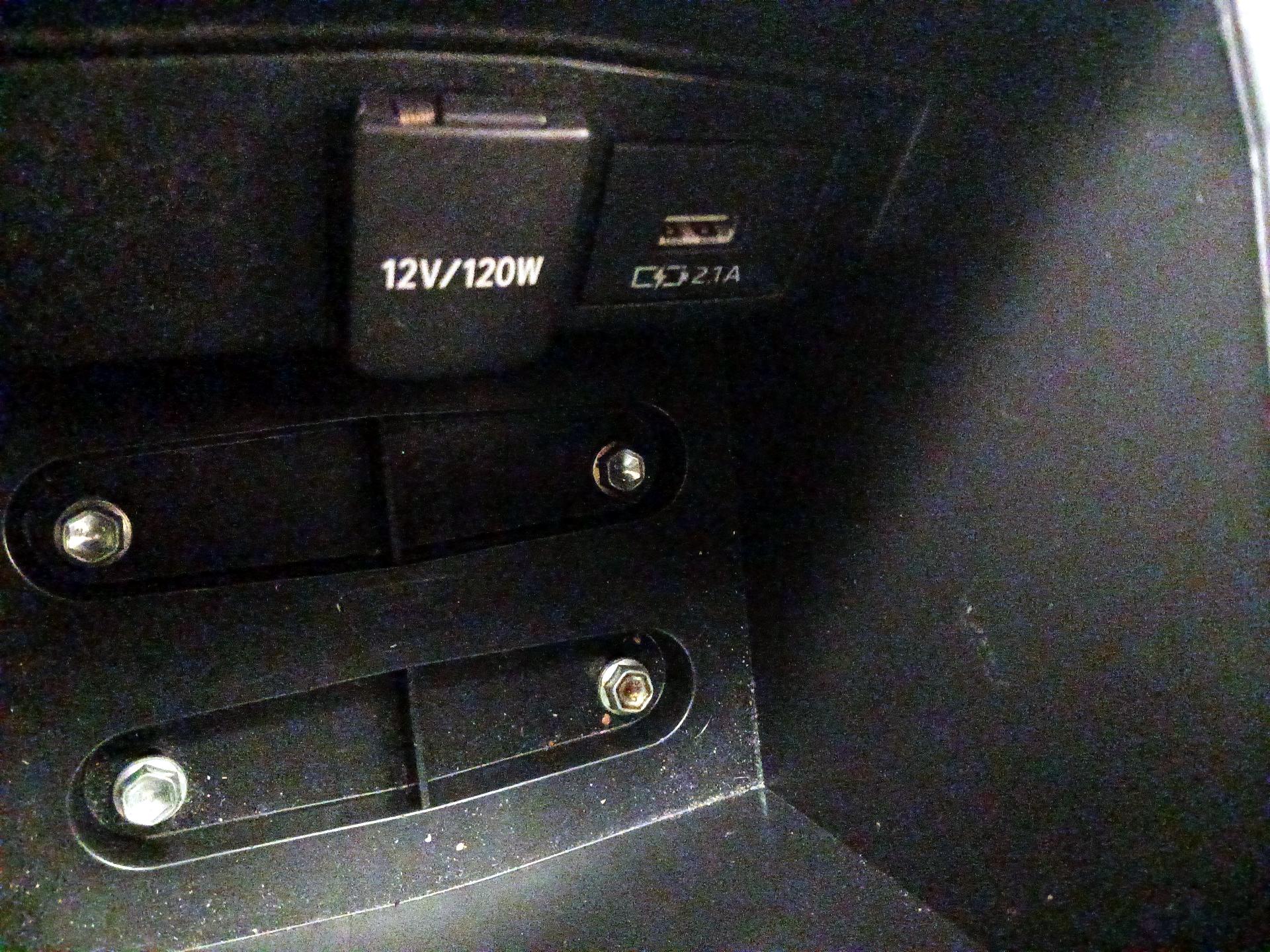 Thumbnail: 2021 Toyota Corolla - 18