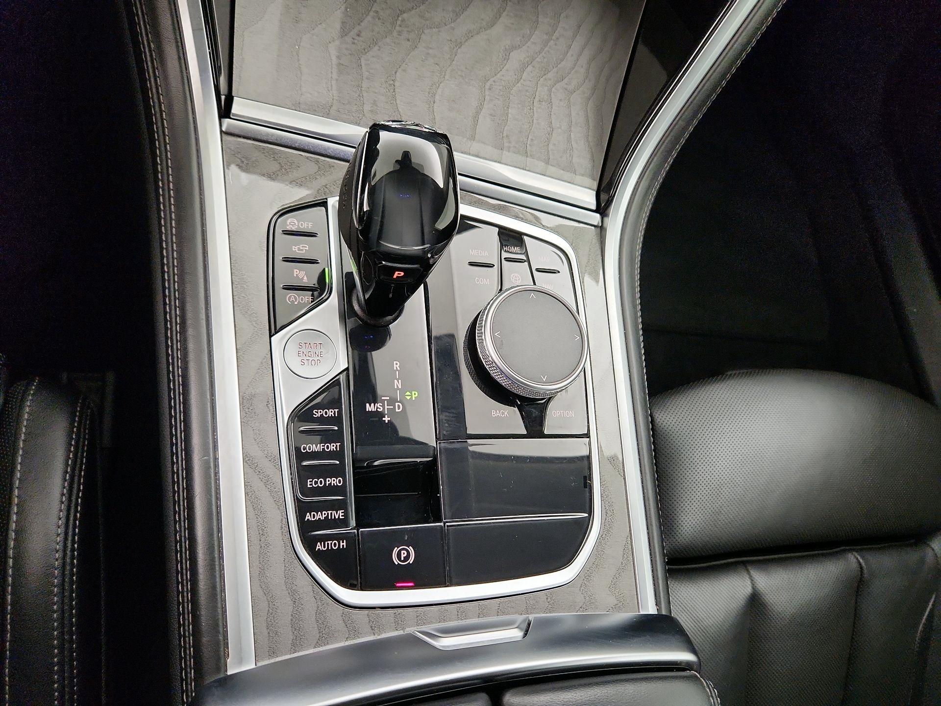 Thumbnail: 2020 BMW 8 Series - 18