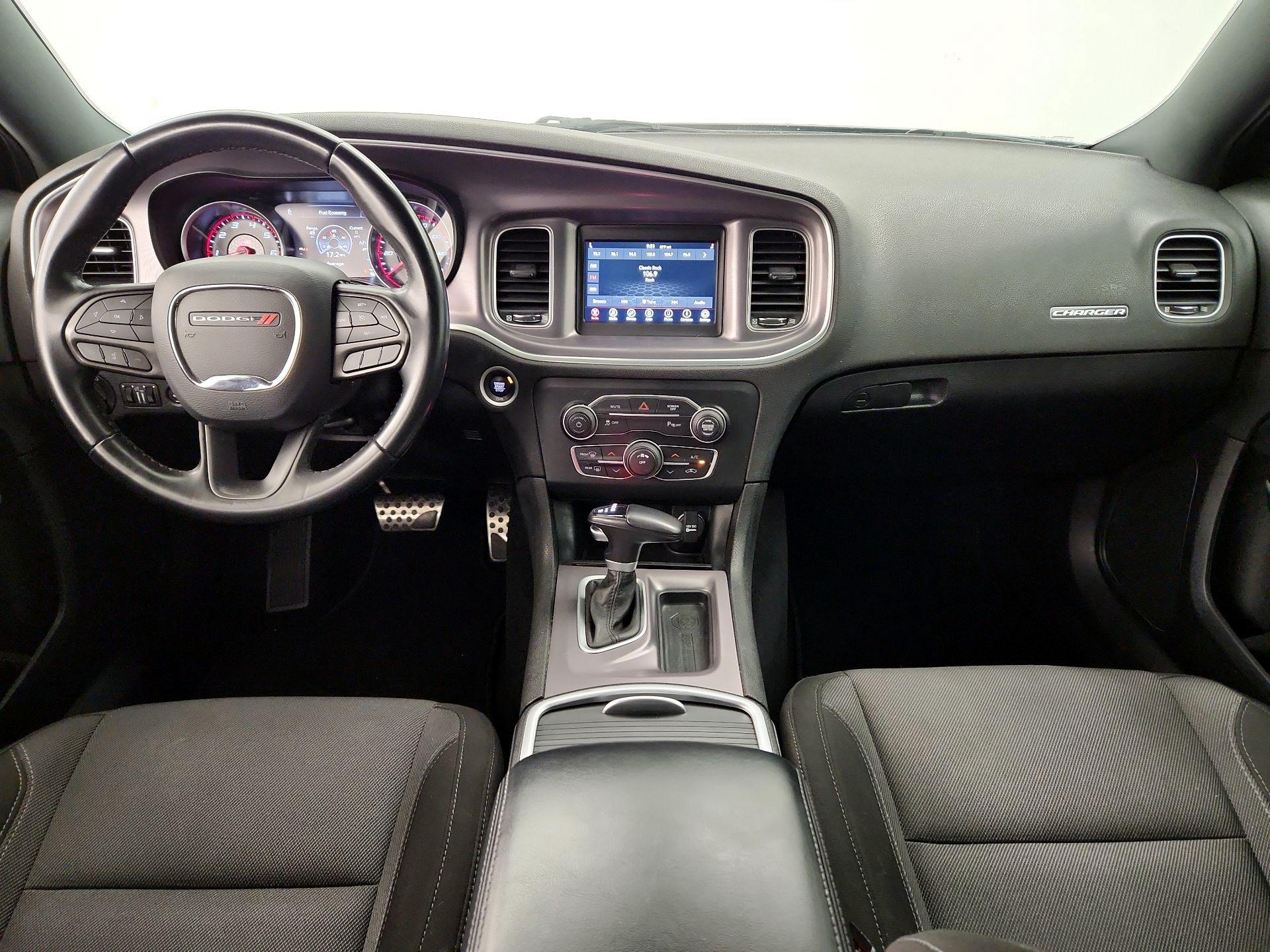 Thumbnail: 2022 Dodge Charger - 9