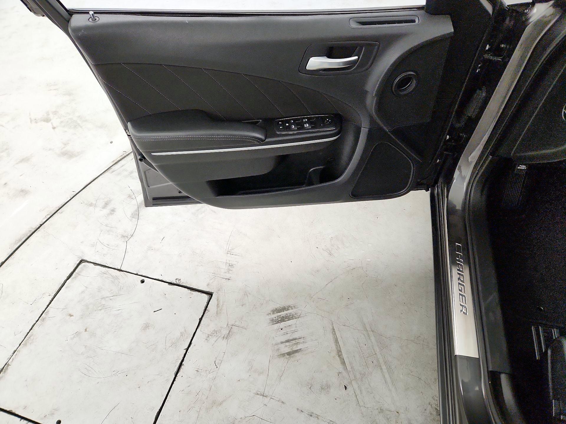 Thumbnail: 2022 Dodge Charger - 12