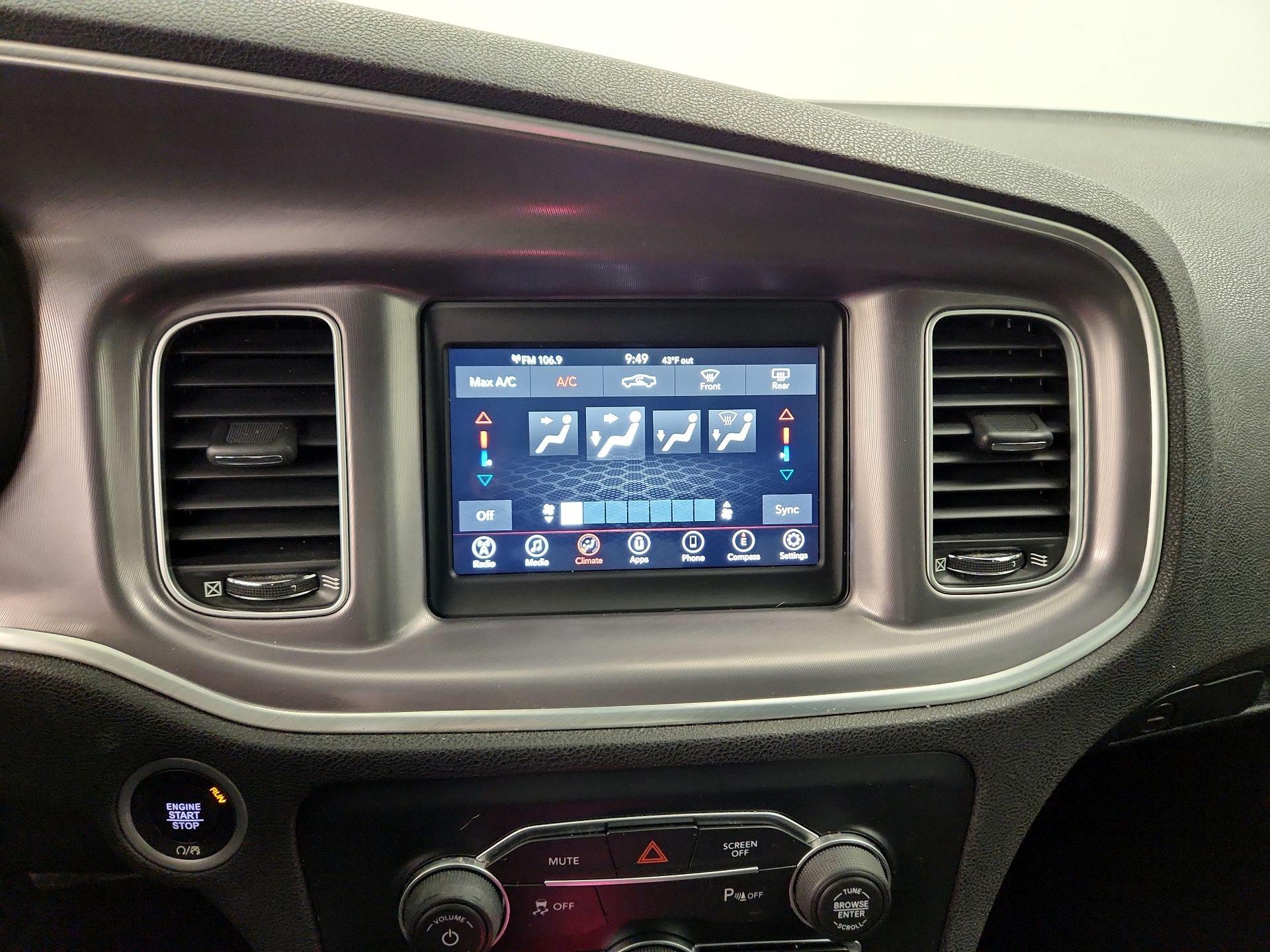 Thumbnail: 2022 Dodge Charger - 16