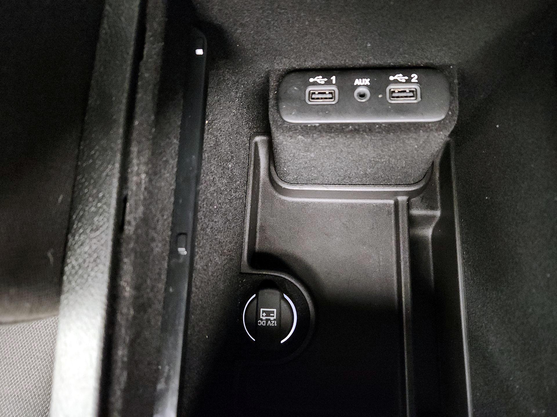 Thumbnail: 2022 Dodge Charger - 18