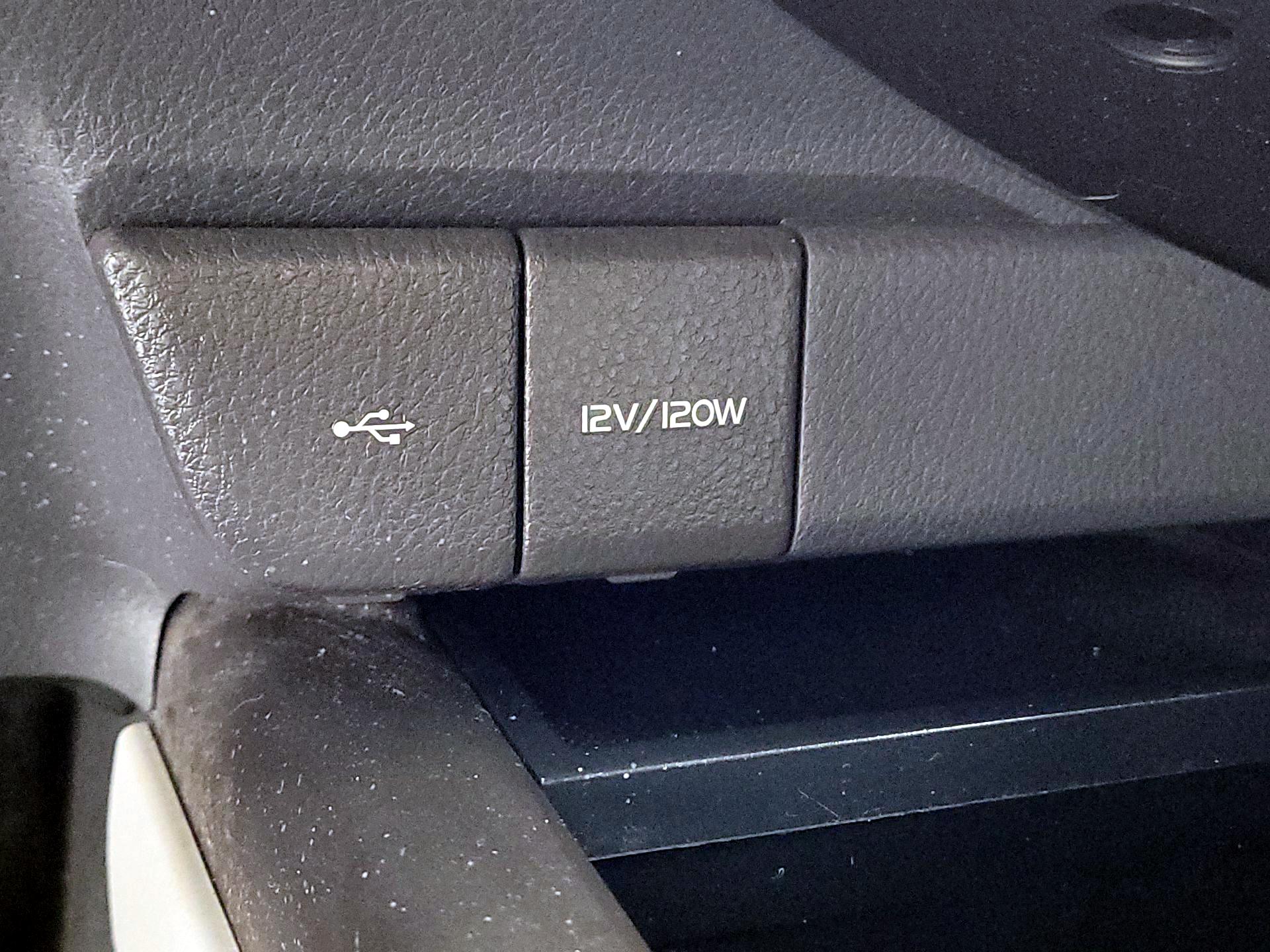 Thumbnail: 2023 Toyota Camry - 18