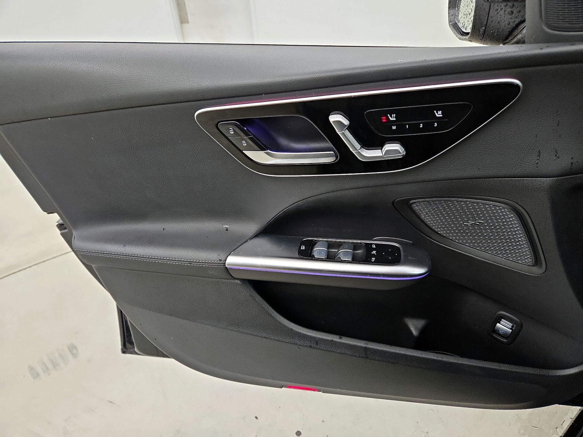 Thumbnail: 2023 Mercedes-Benz C-Class - 12