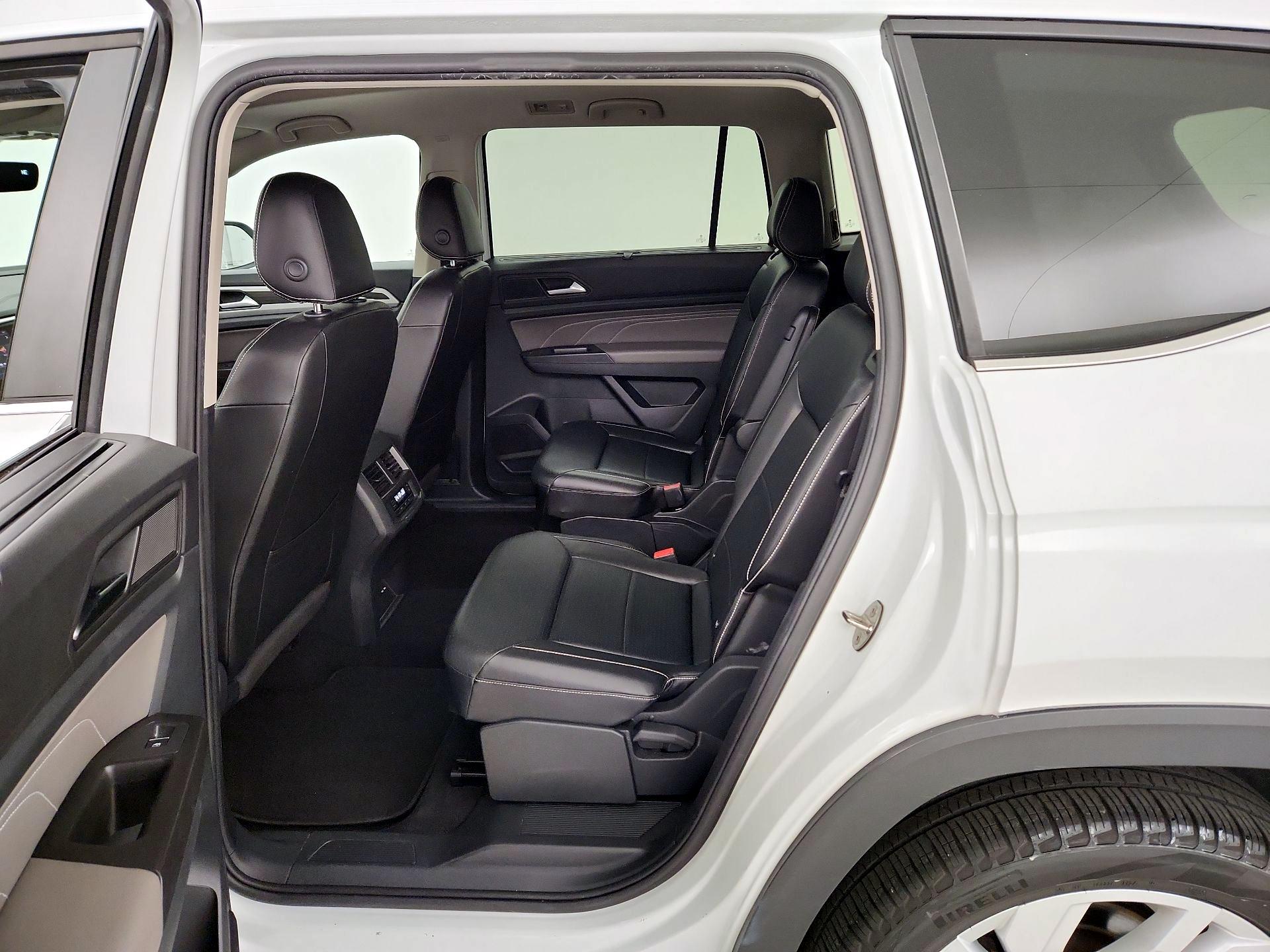 Thumbnail: 2022 Volkswagen Atlas - 20