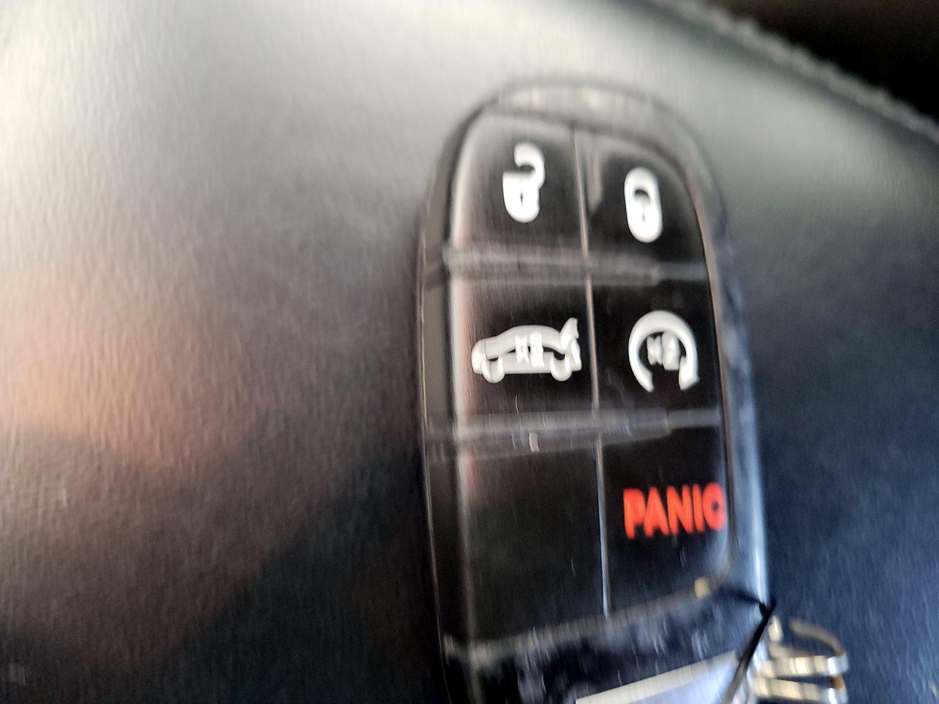 Thumbnail: 2022 Dodge Charger - 18