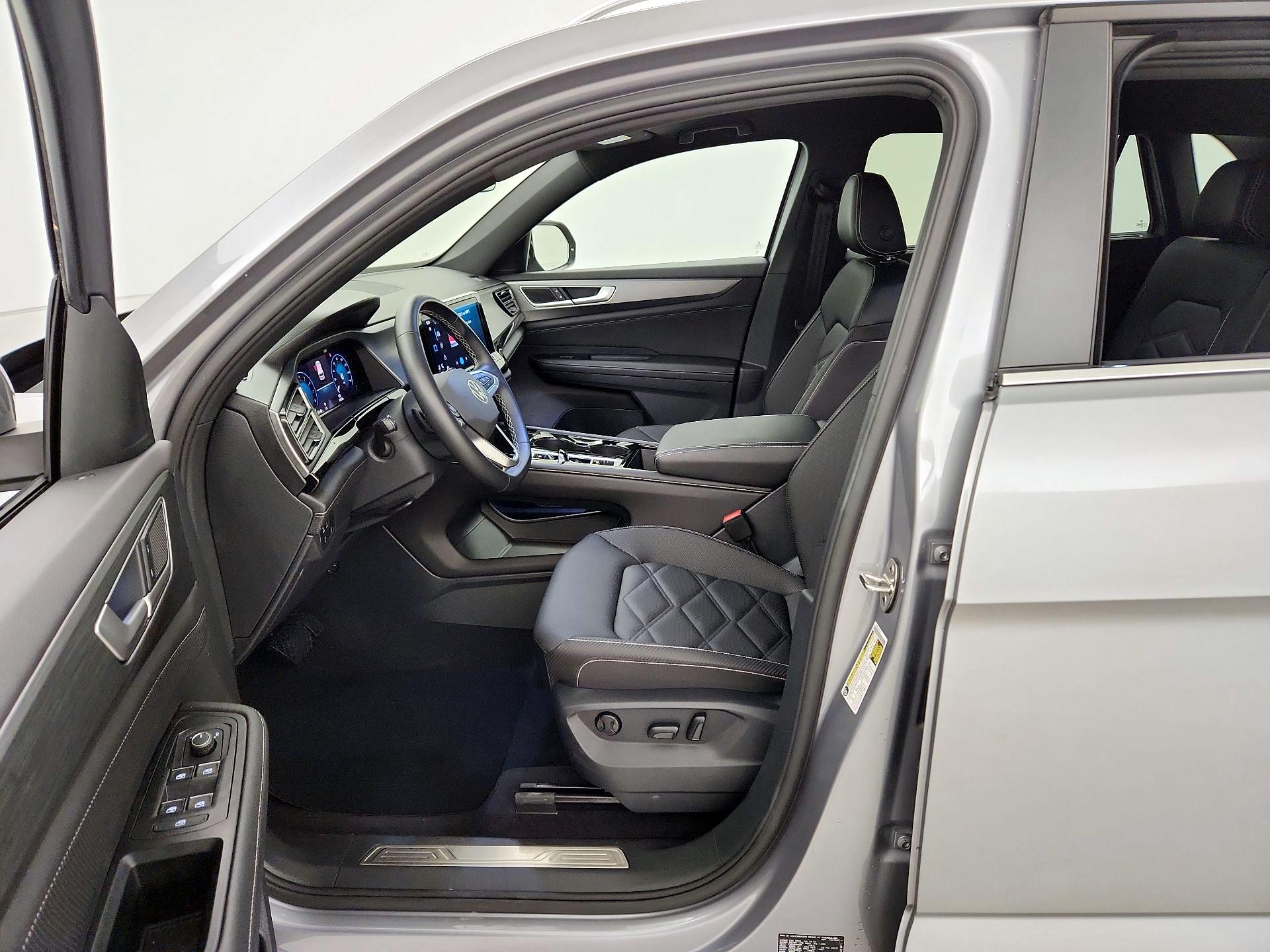 Thumbnail: 2025 Volkswagen Atlas - 11