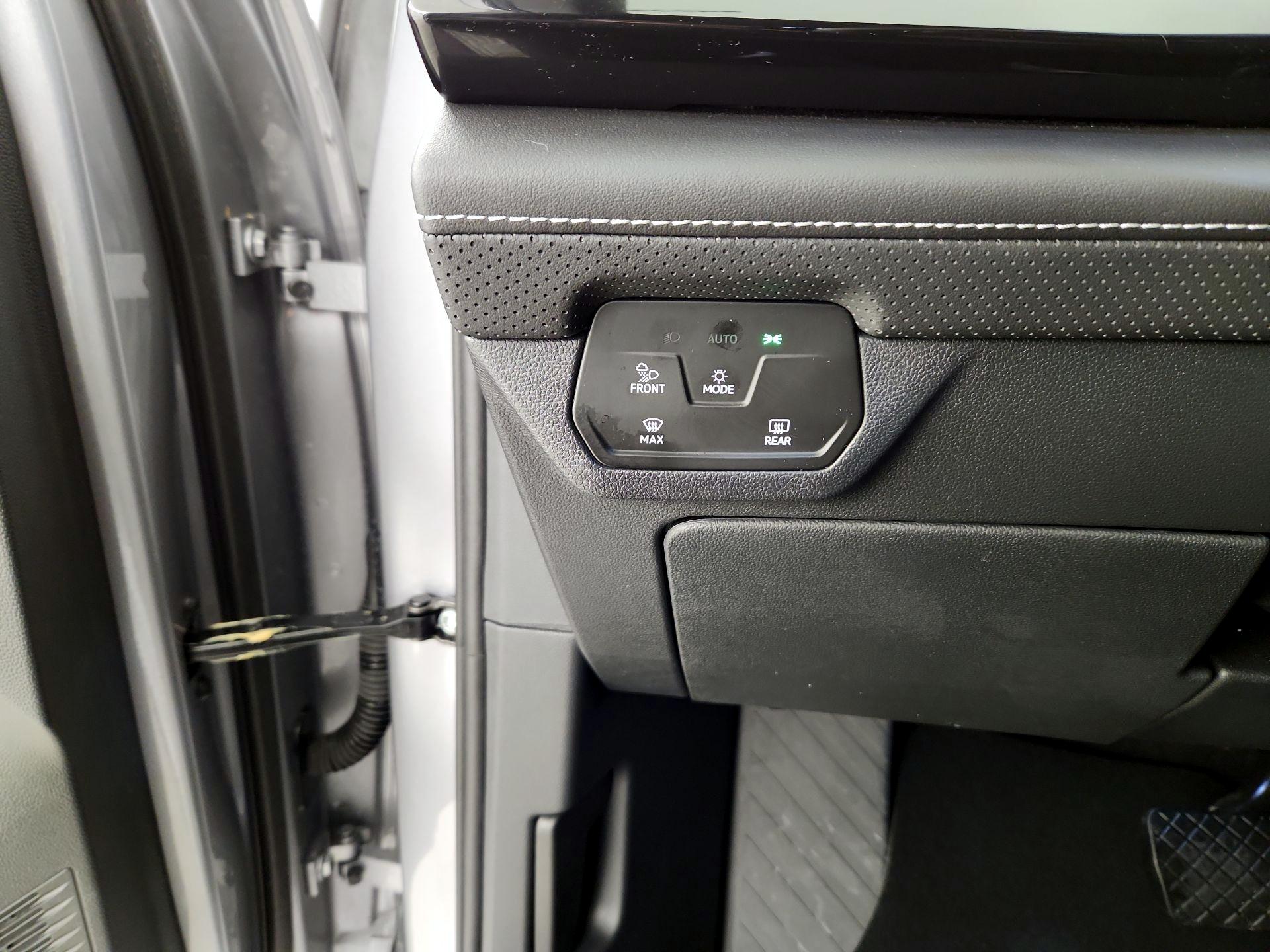 Thumbnail: 2025 Volkswagen Atlas - 13