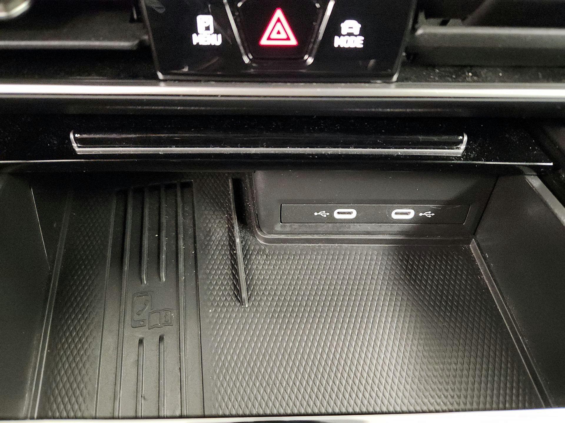 Thumbnail: 2025 Volkswagen Atlas - 18