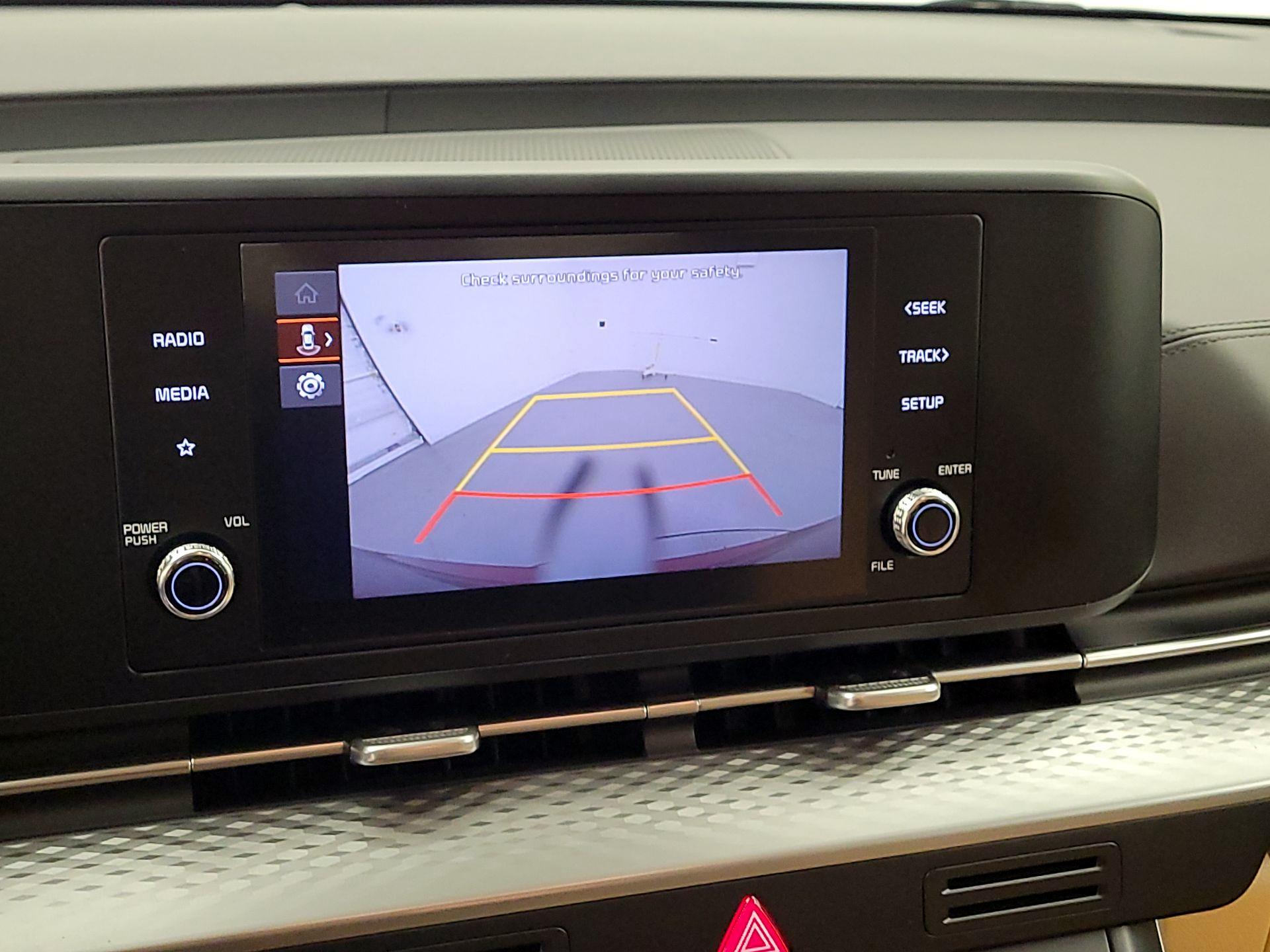 Thumbnail: 2024 Kia Carnival - 14