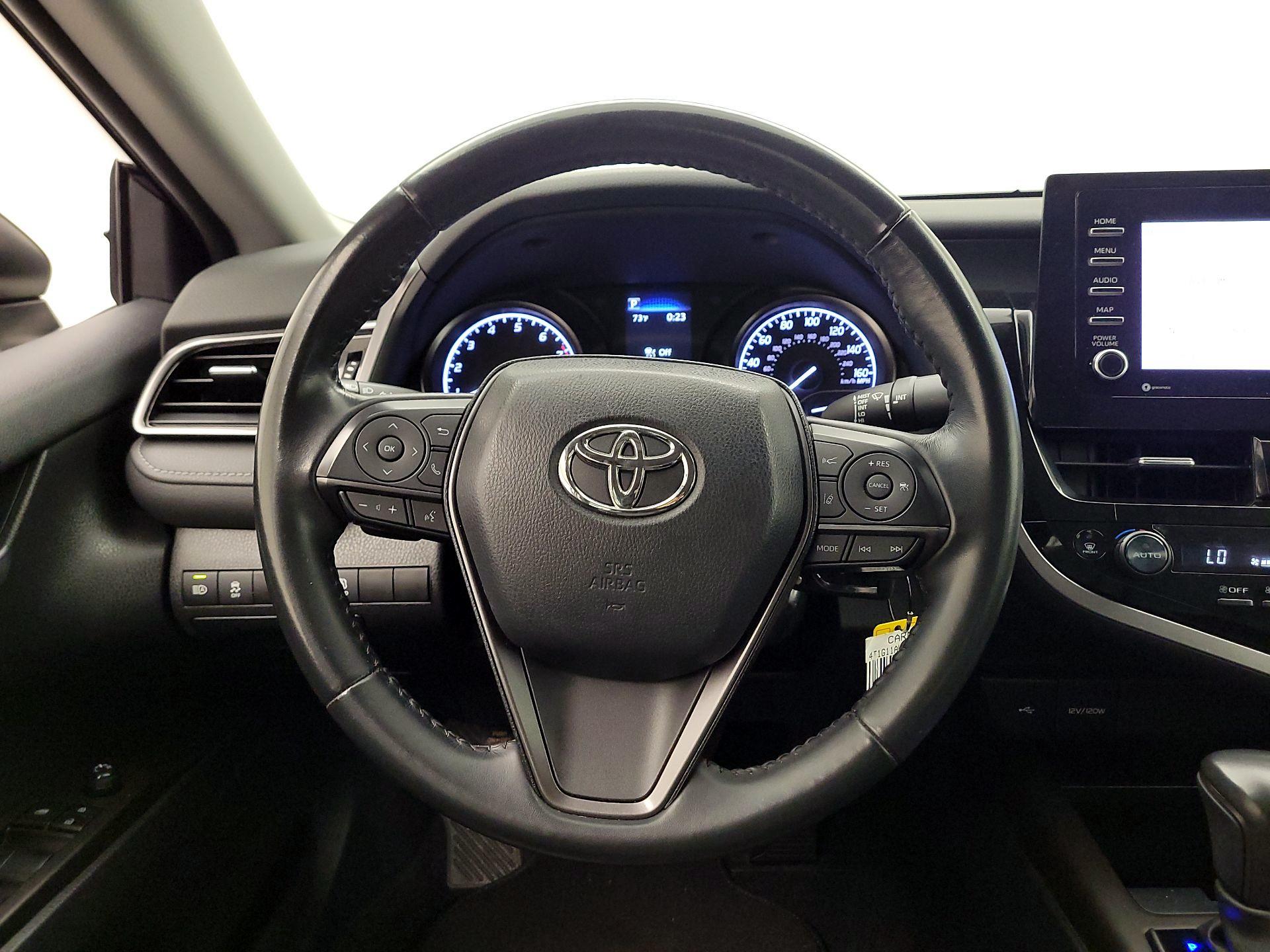 Thumbnail: 2023 Toyota Camry - 10