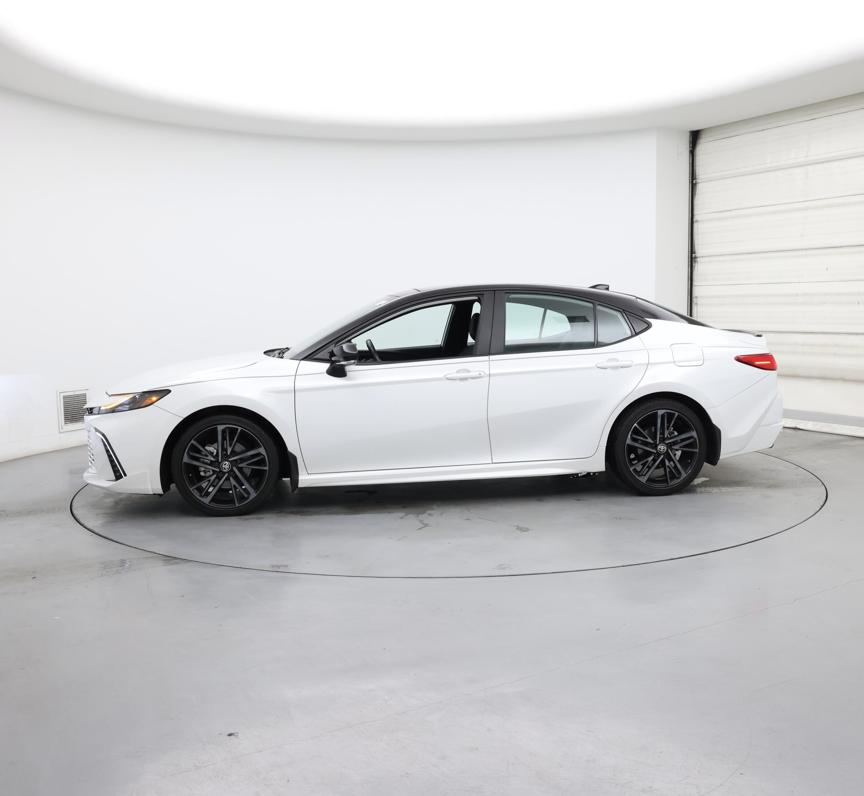 Thumbnail: 2025 Toyota Camry - 3