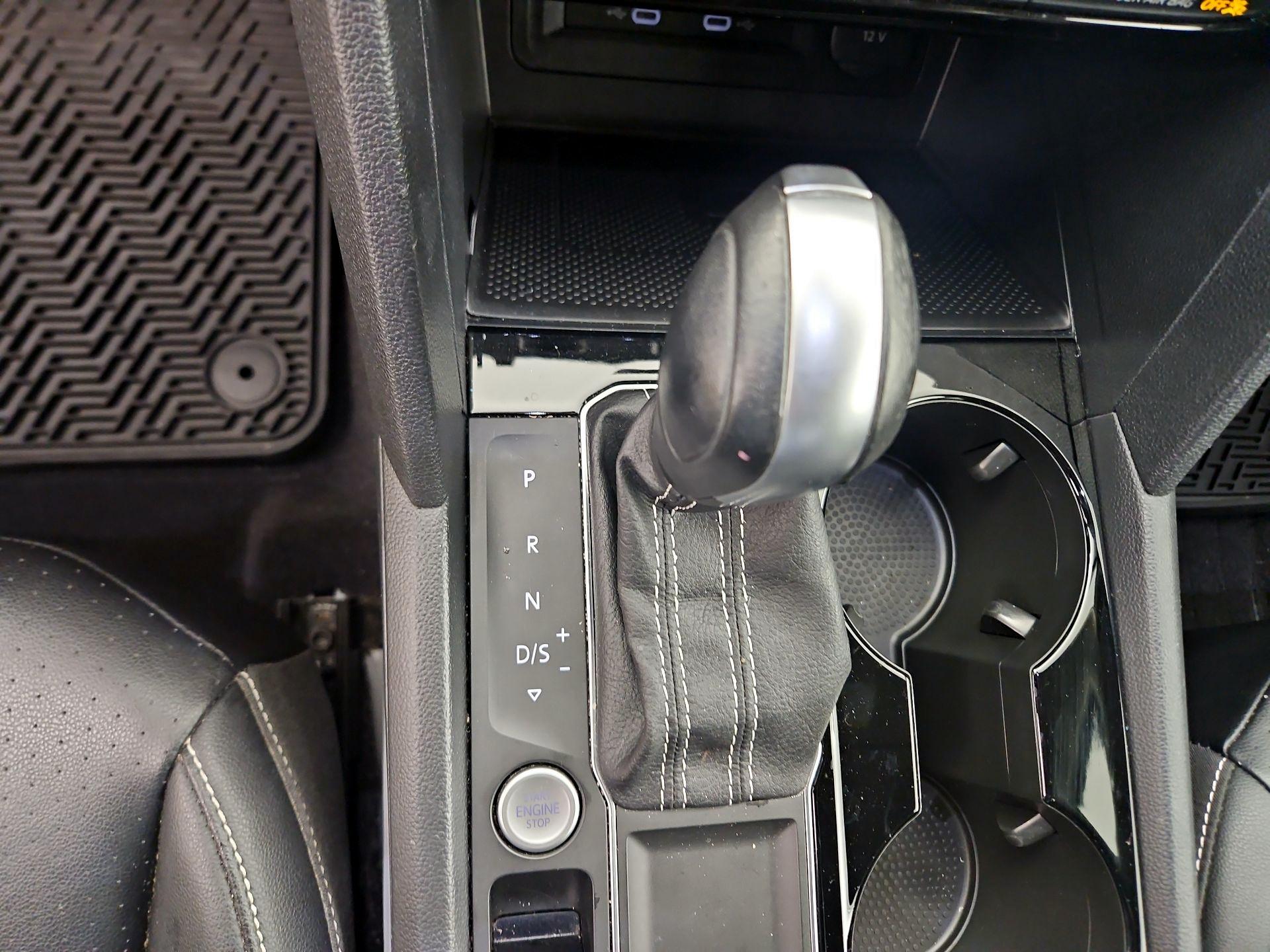 Thumbnail: 2022 Volkswagen Atlas - 17