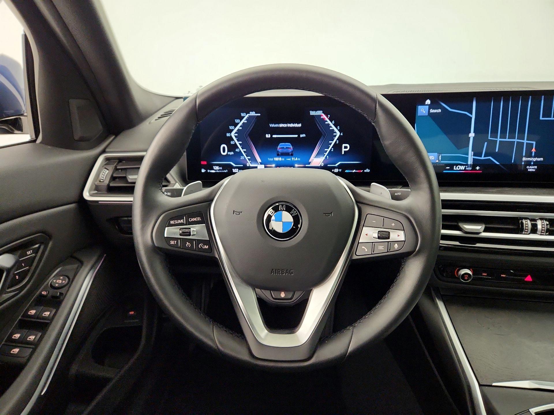 Thumbnail: 2024 BMW 3 Series - 10