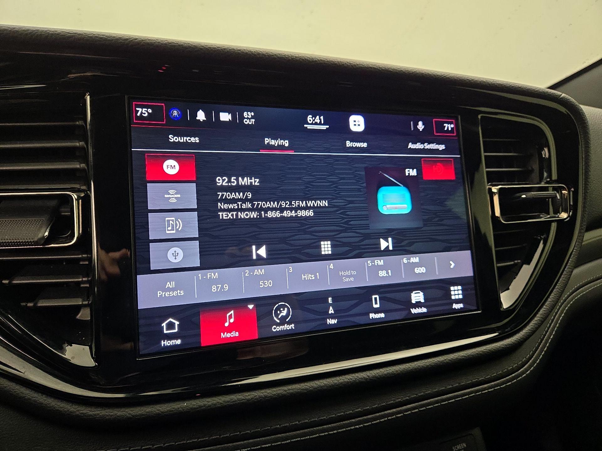 Thumbnail: 2021 Dodge Durango - 16