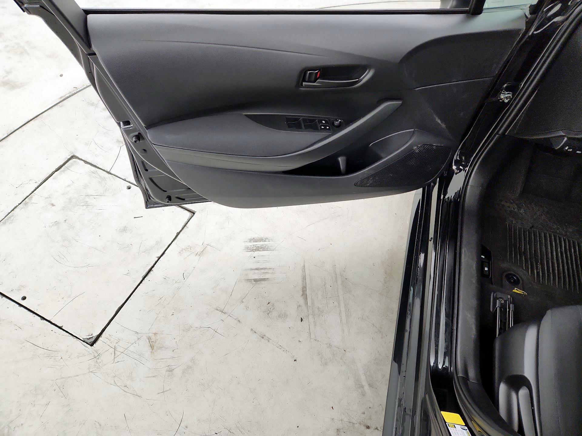 Thumbnail: 2022 Toyota Corolla - 12