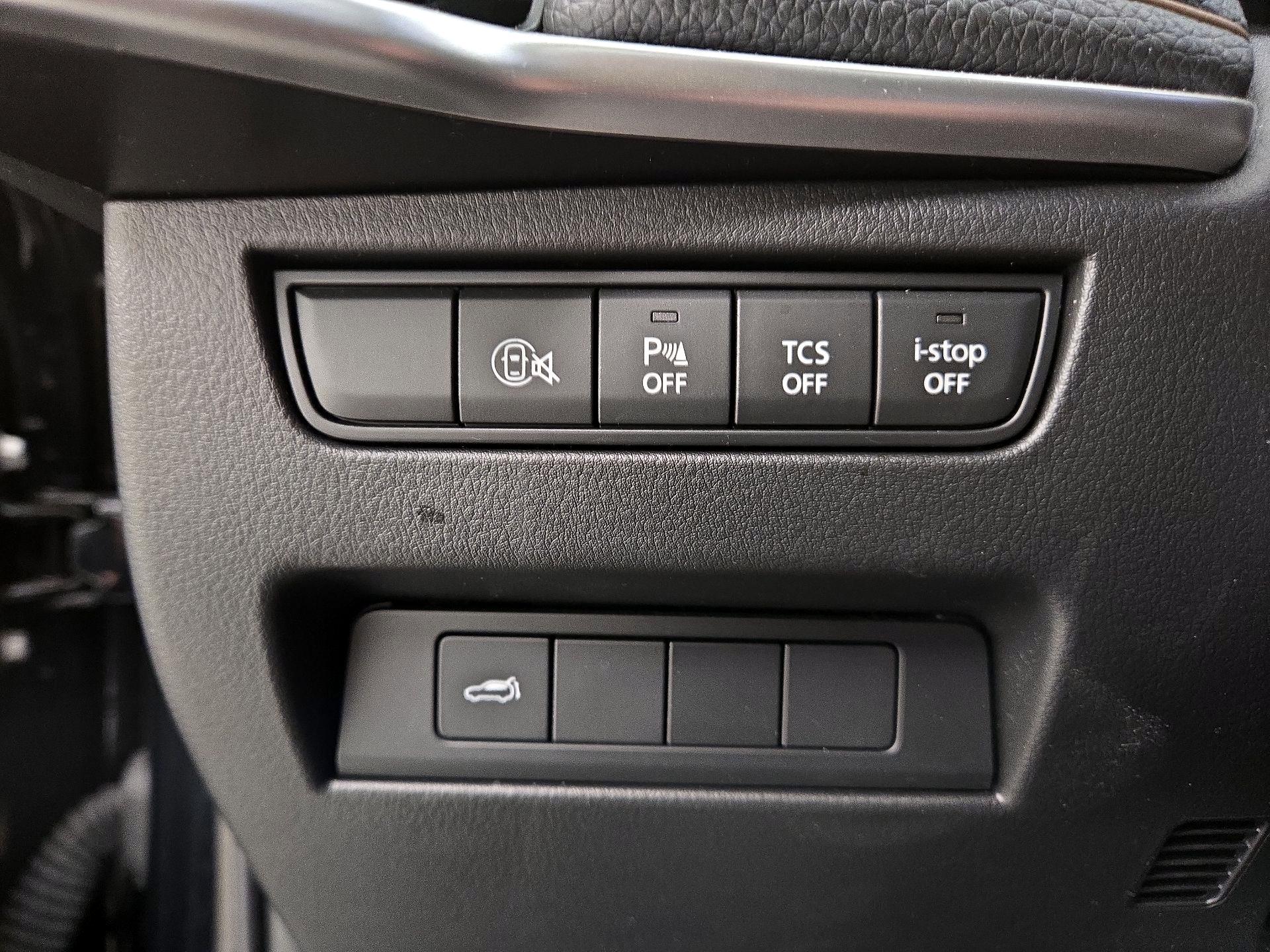 Thumbnail: 2025 Mazda CX-70 - 13