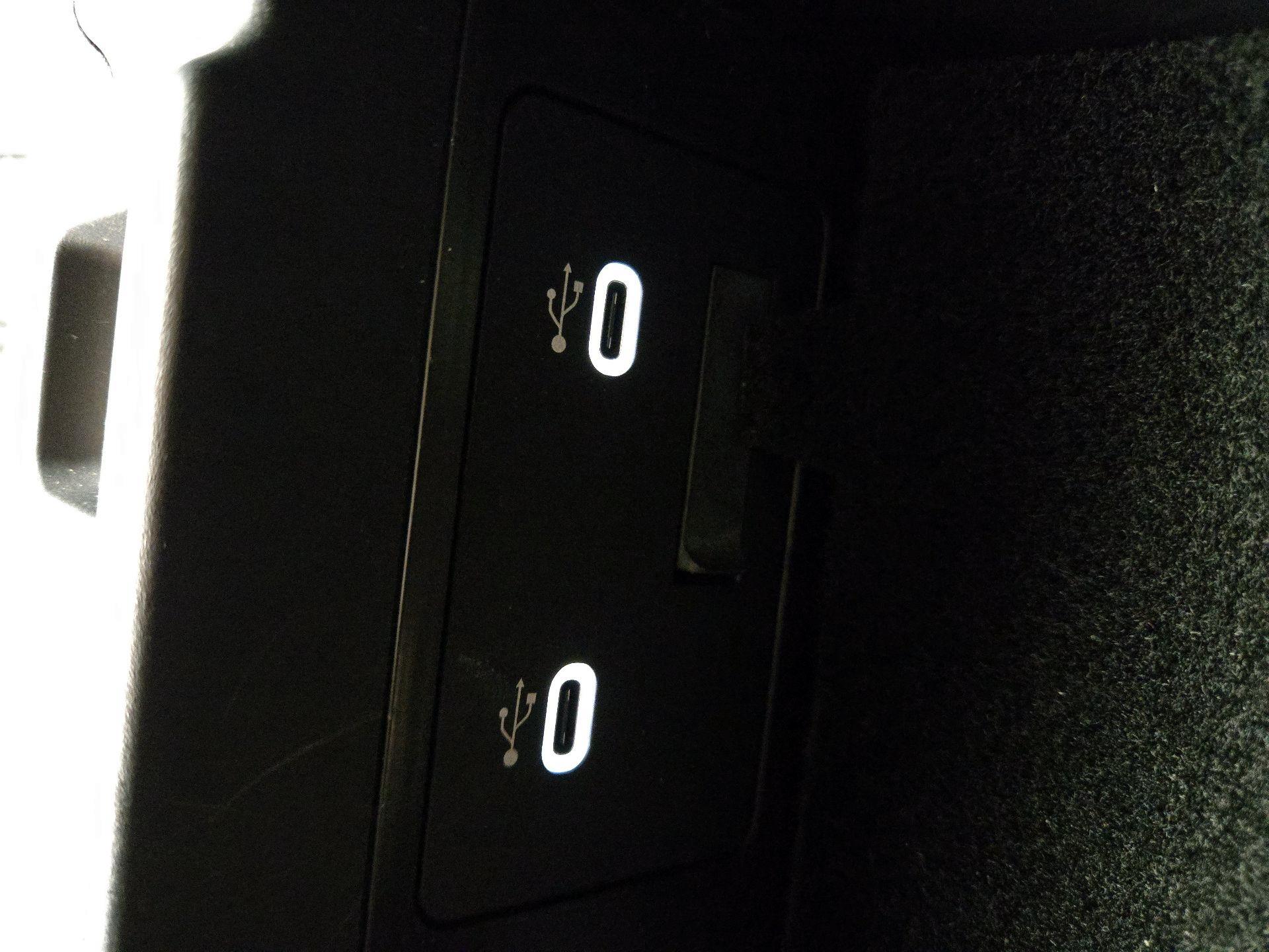 Thumbnail: 2025 Mazda CX-70 - 18