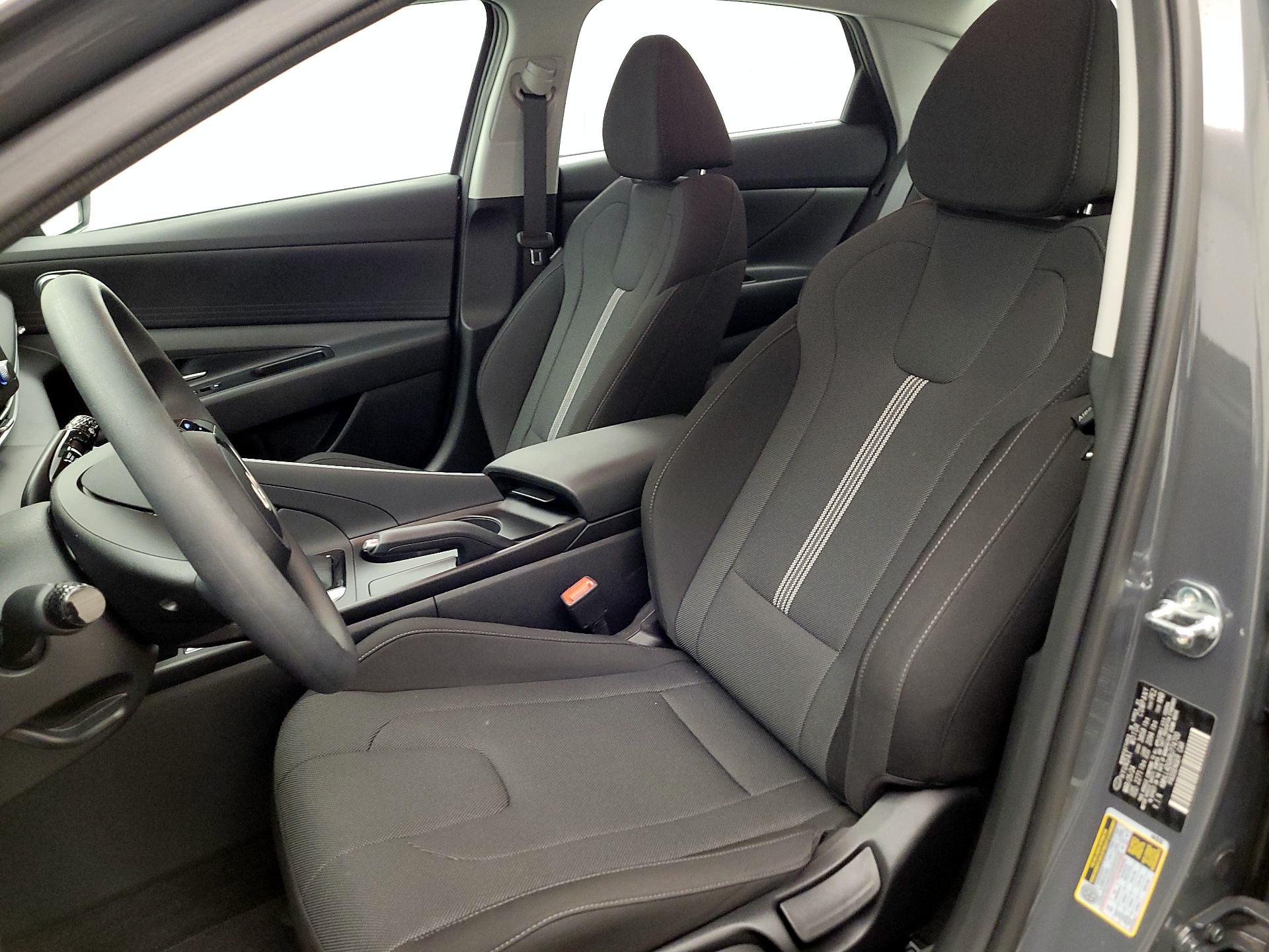 Thumbnail: 2024 Hyundai Elantra - 11